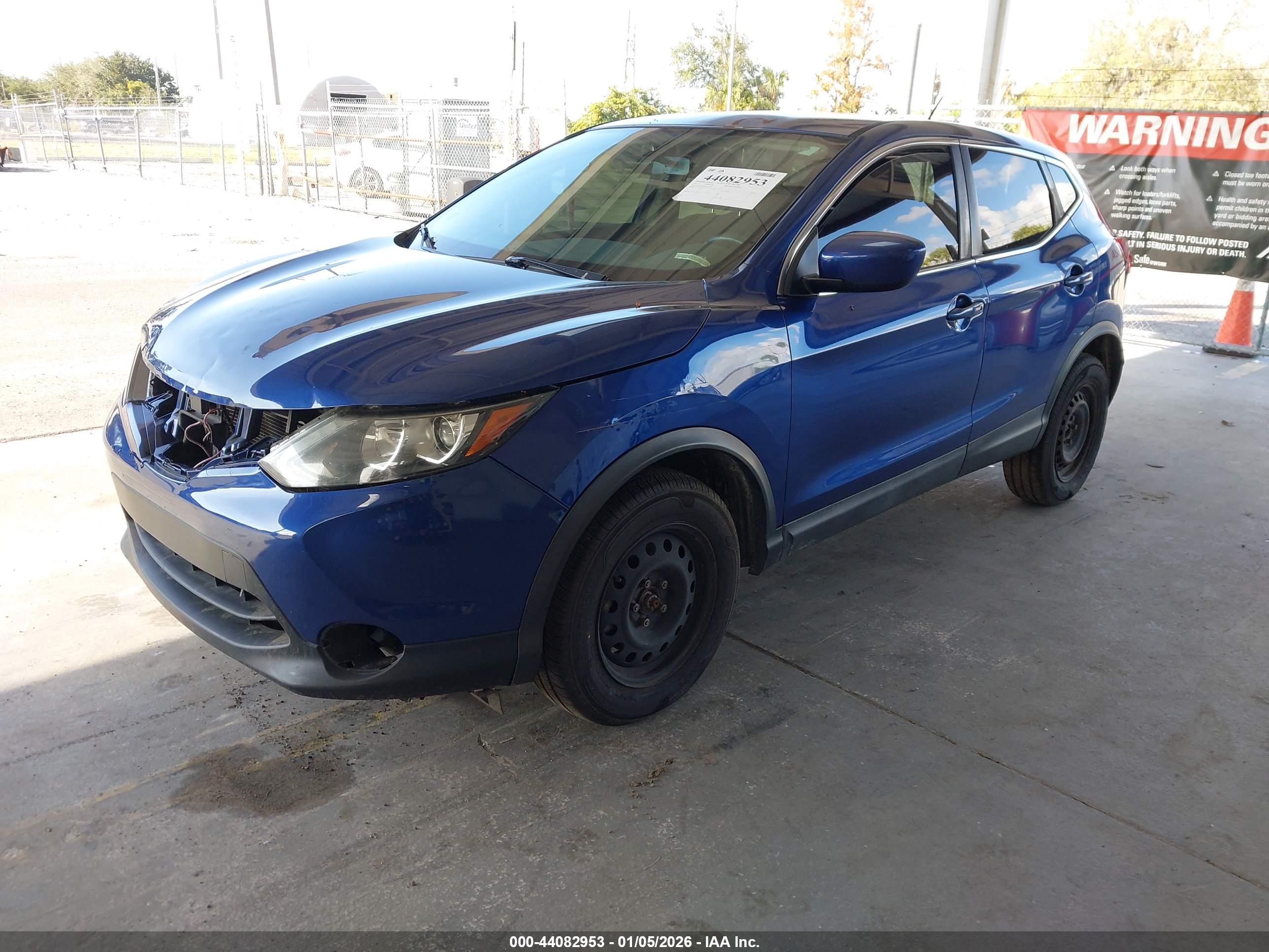 NISSAN ROGUE image 2