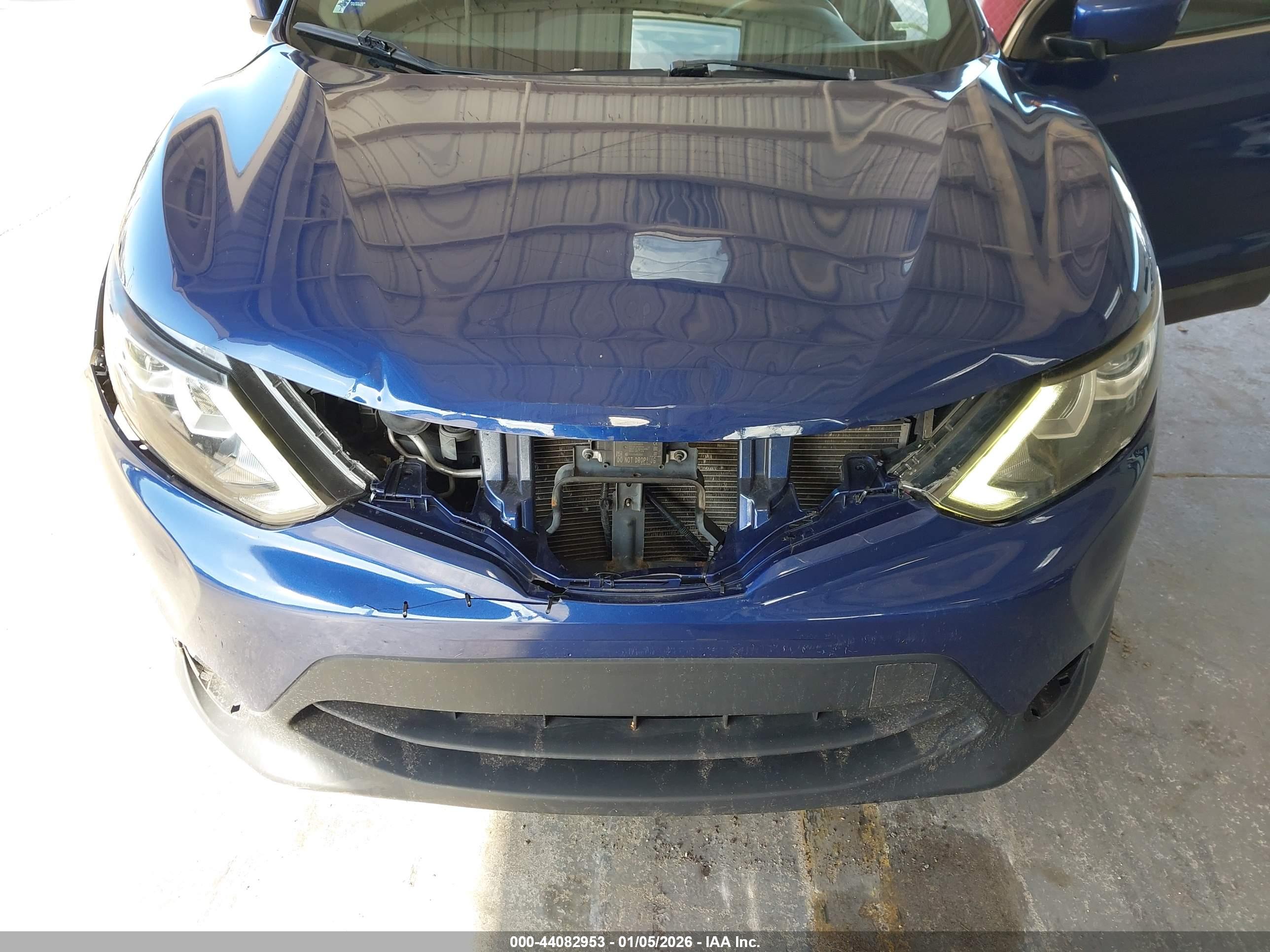 NISSAN ROGUE image 6