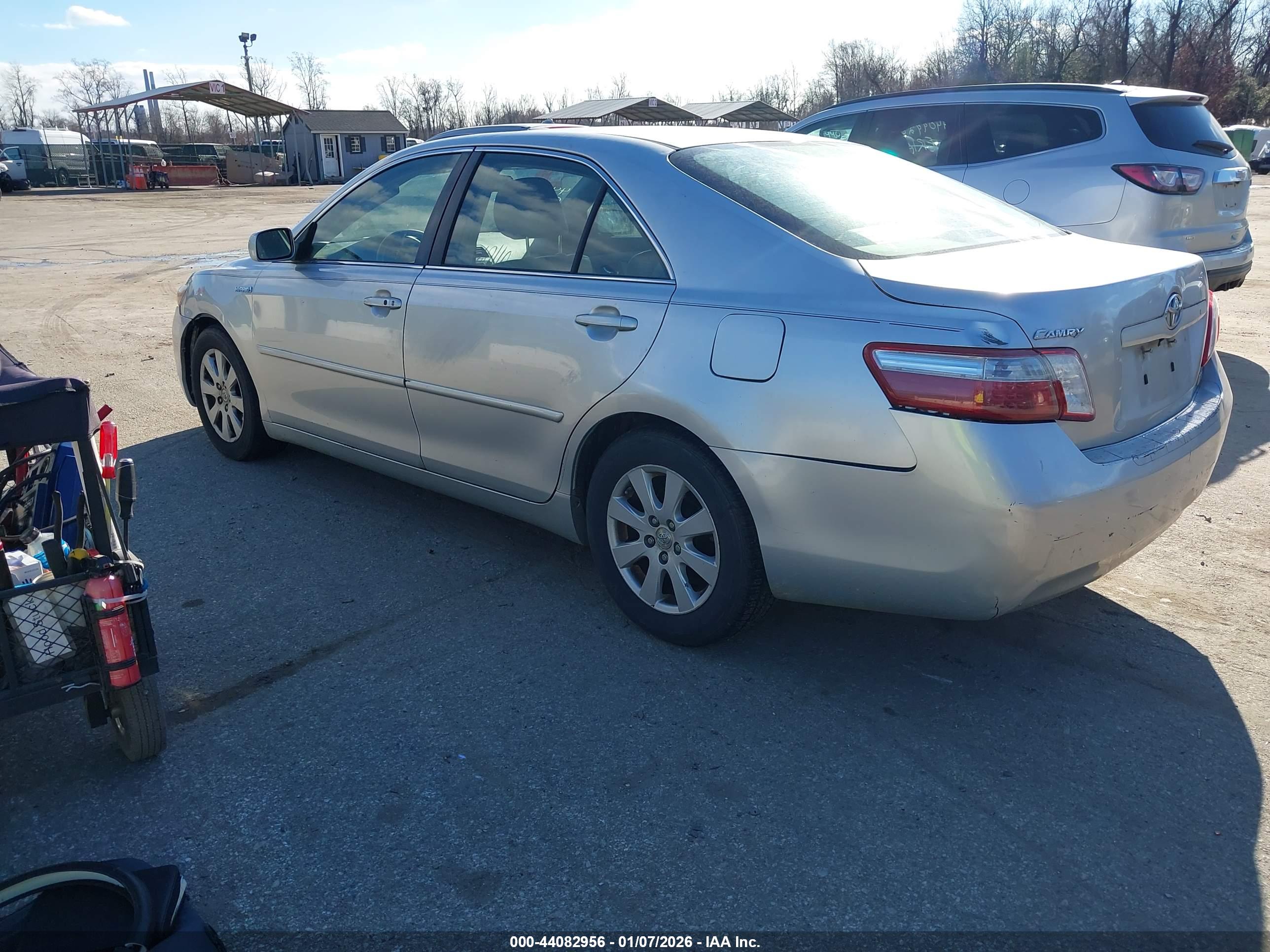 TOYOTA CAMRY image 3