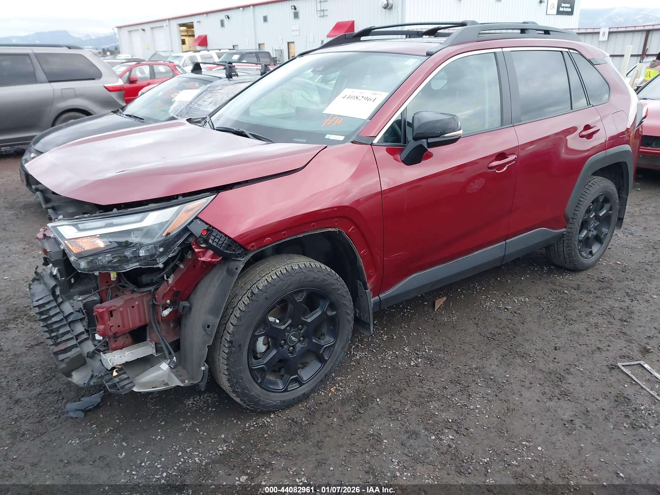 TOYOTA RAV4 image 2
