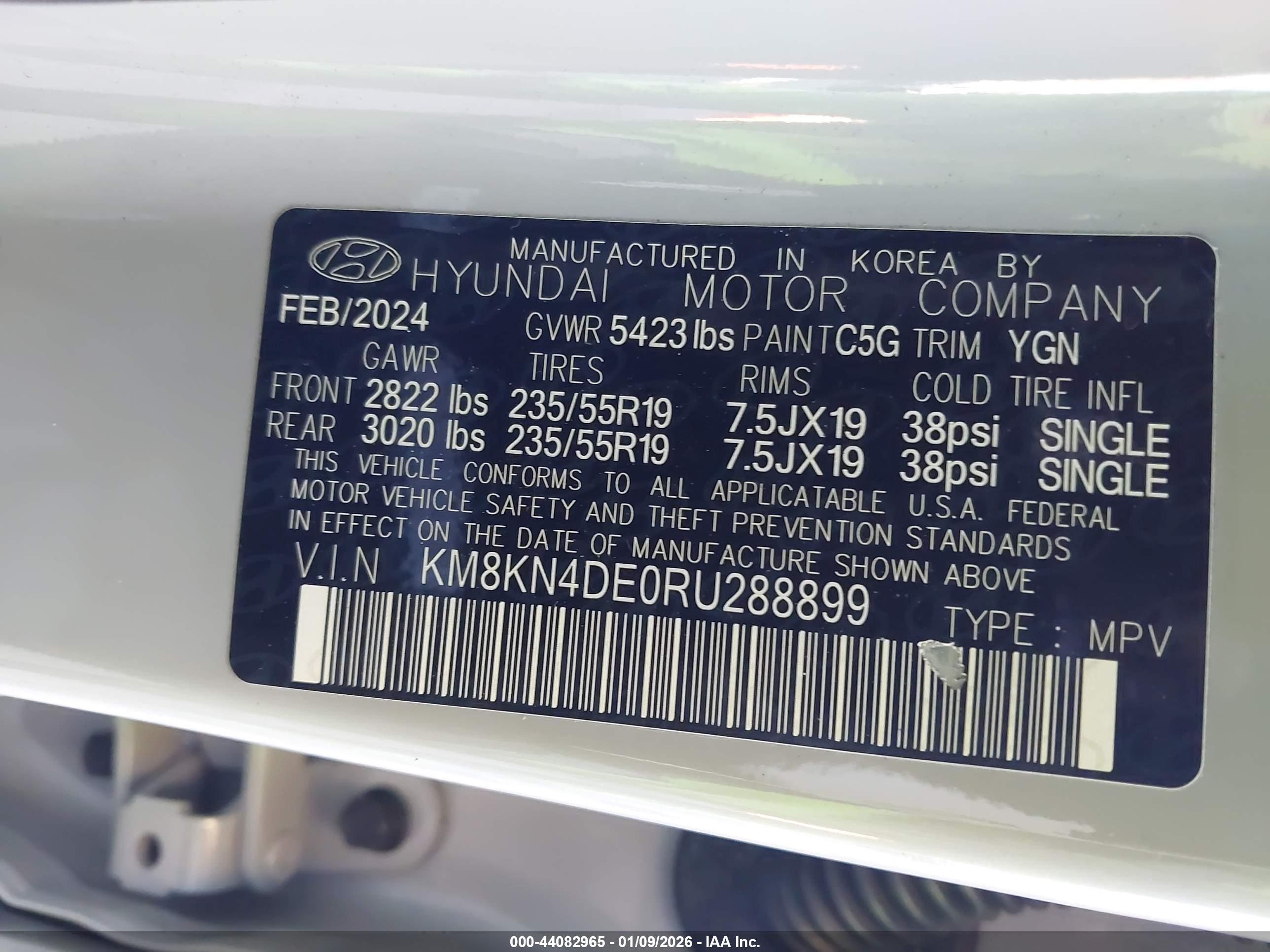 HYUNDAI IONIQ image 9