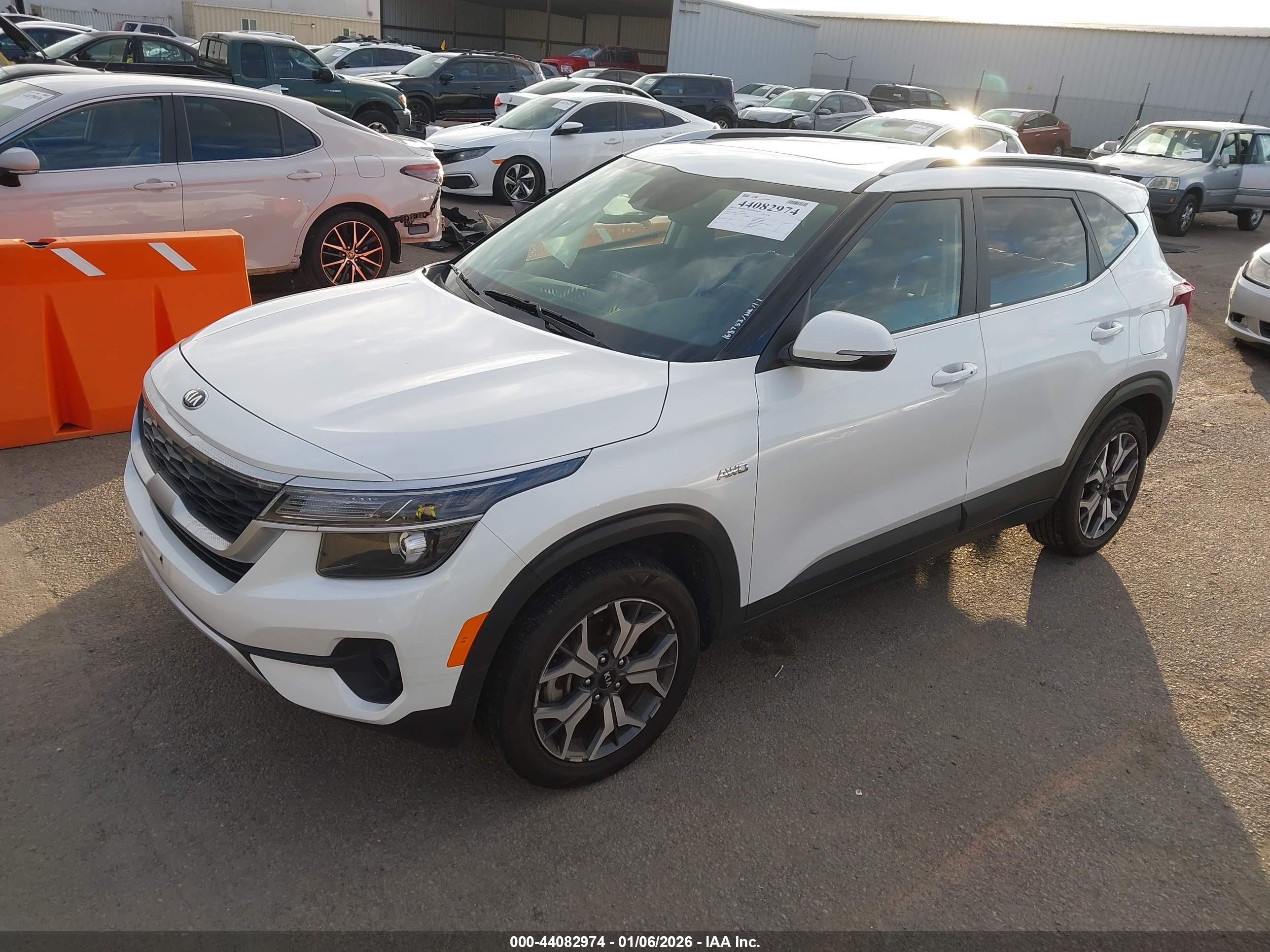 KIA SELTOS image 2