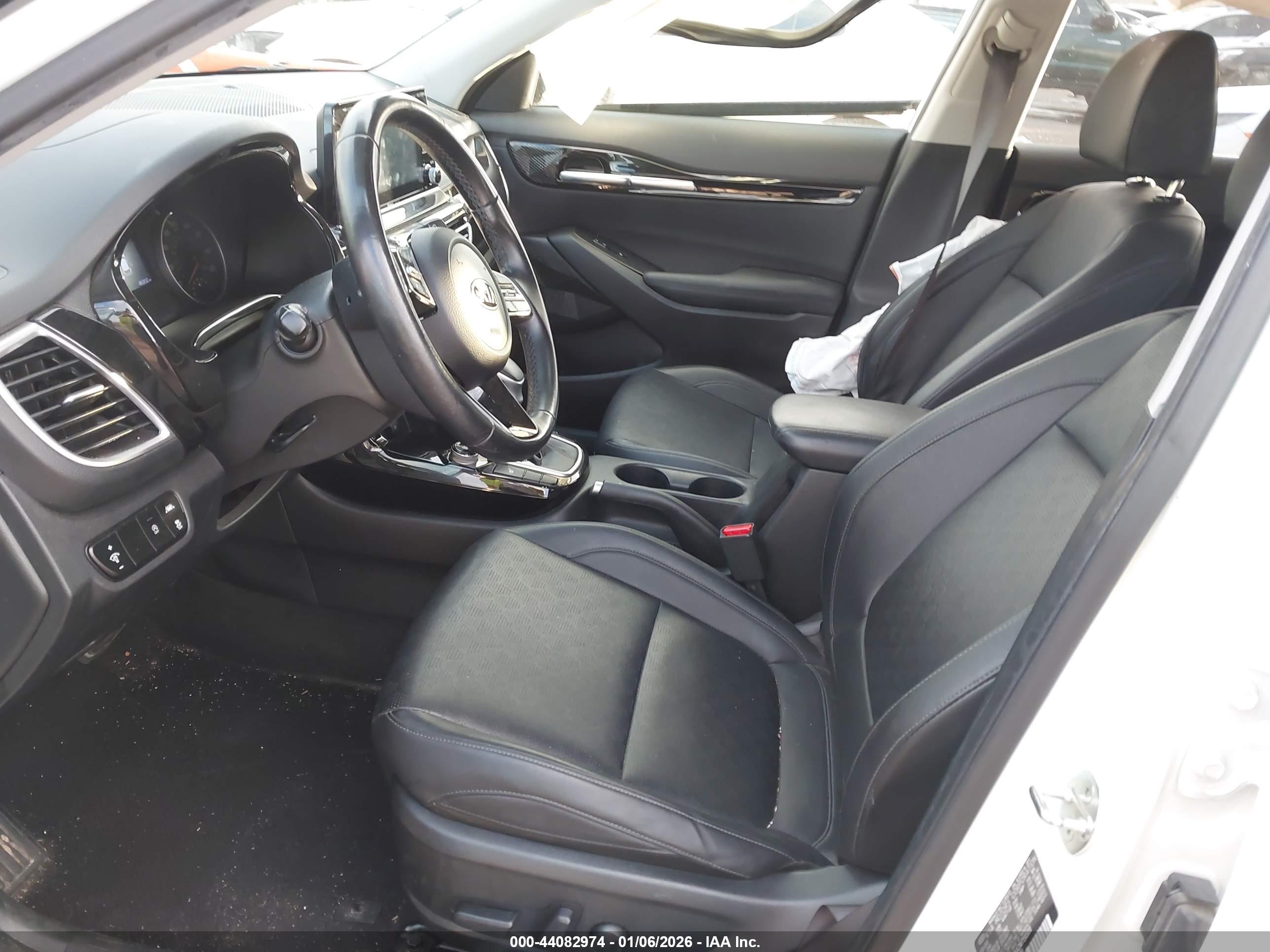 KIA SELTOS image 5