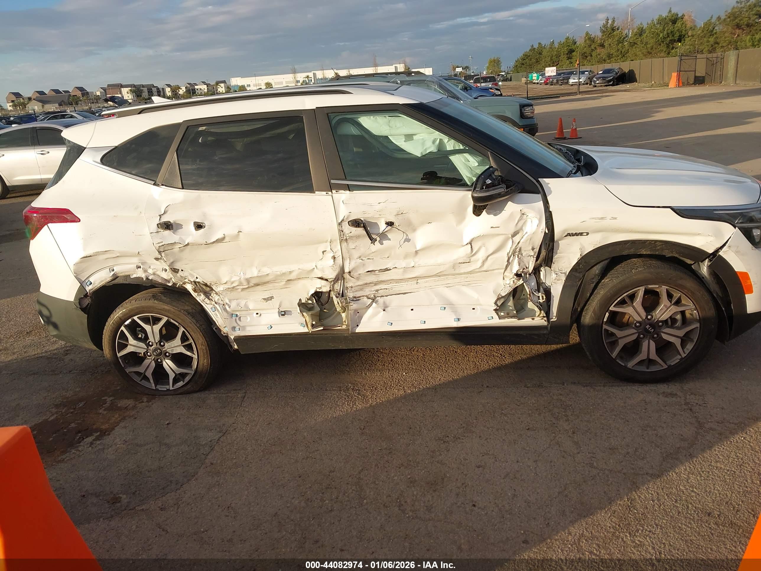 KIA SELTOS image 6