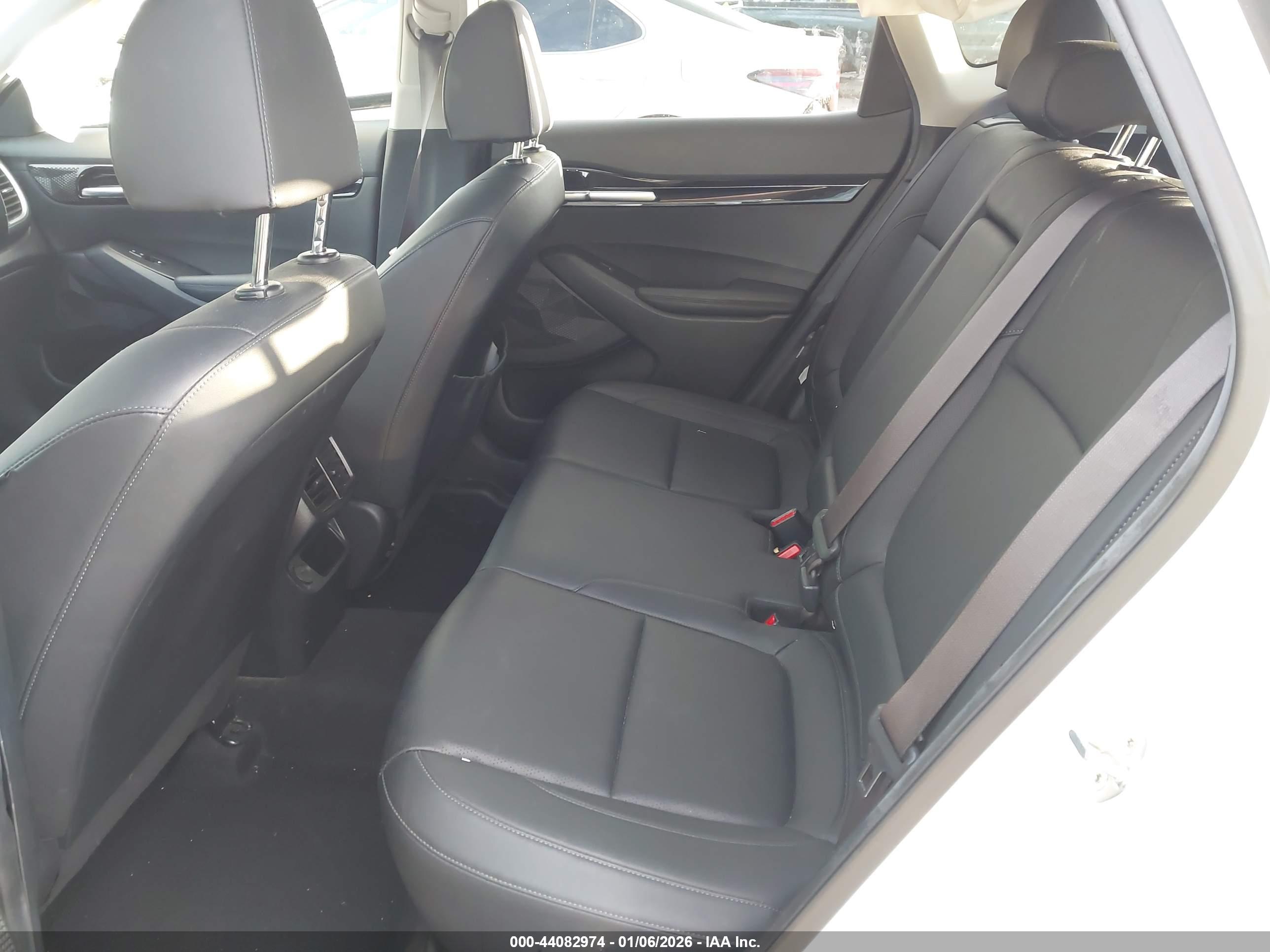 KIA SELTOS image 8