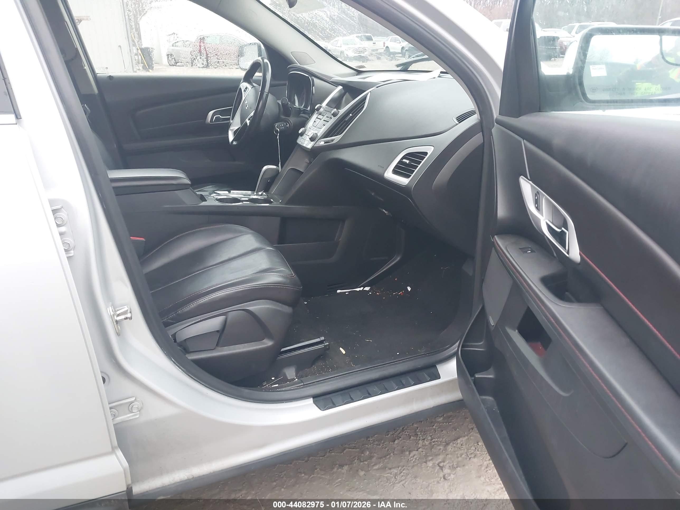 GMC TERRAIN image 5