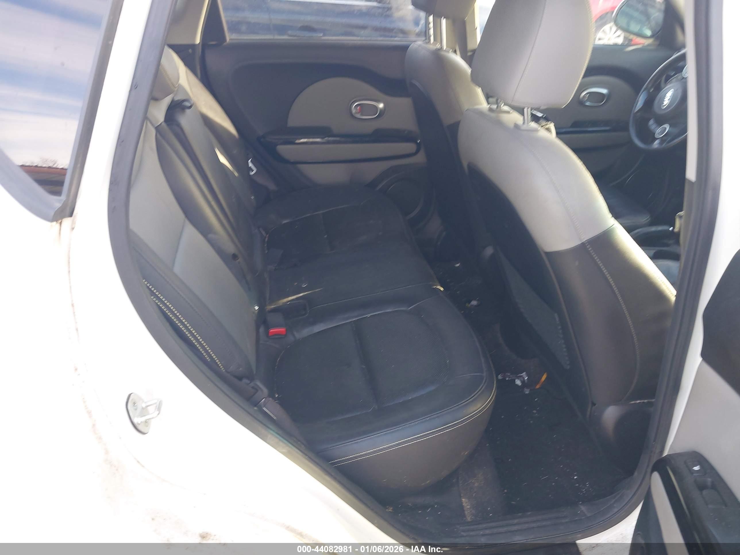 KIA SOUL image 8