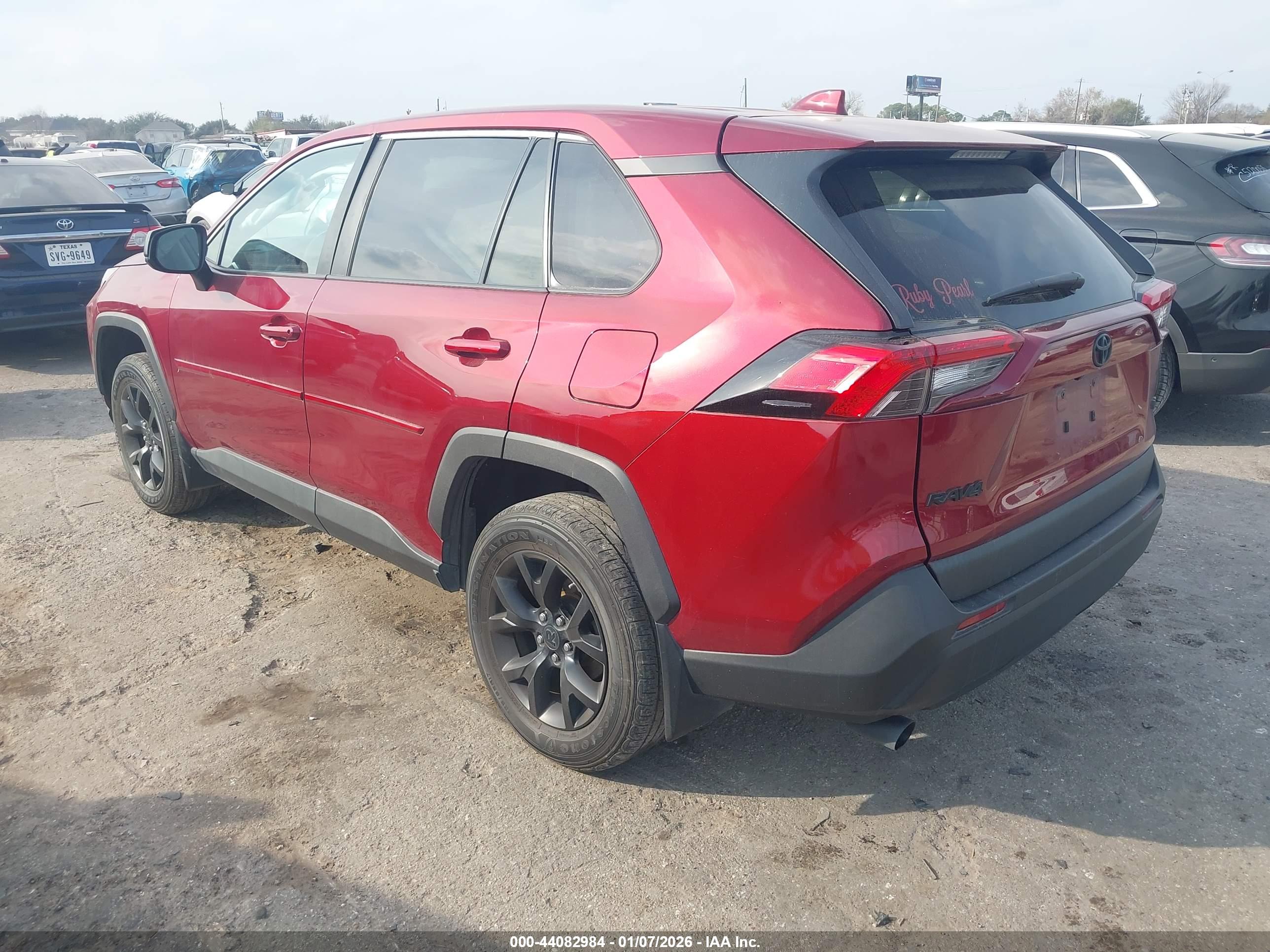 TOYOTA RAV4 image 3