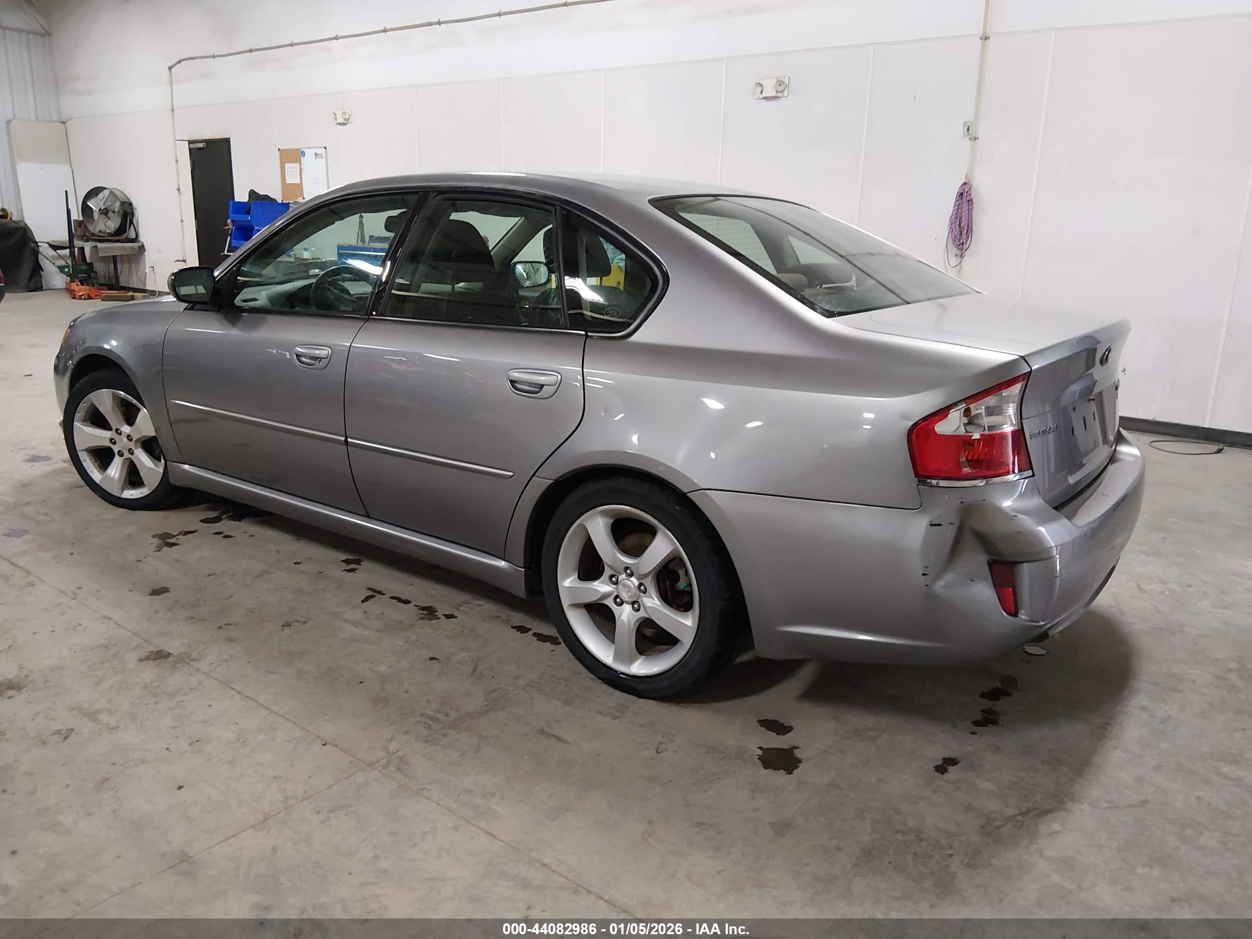 SUBARU LEGACY image 3
