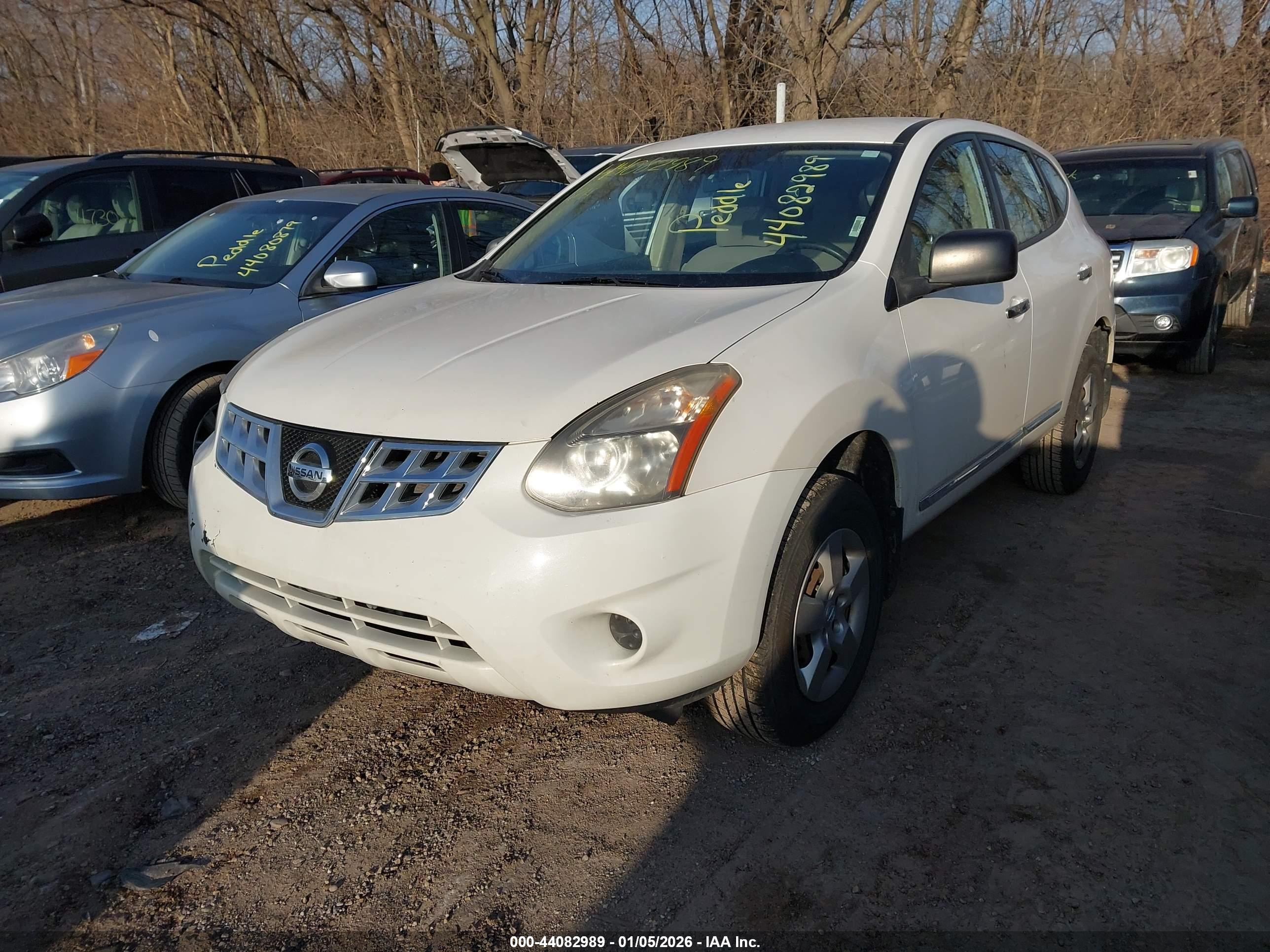 NISSAN ROGUE image 2