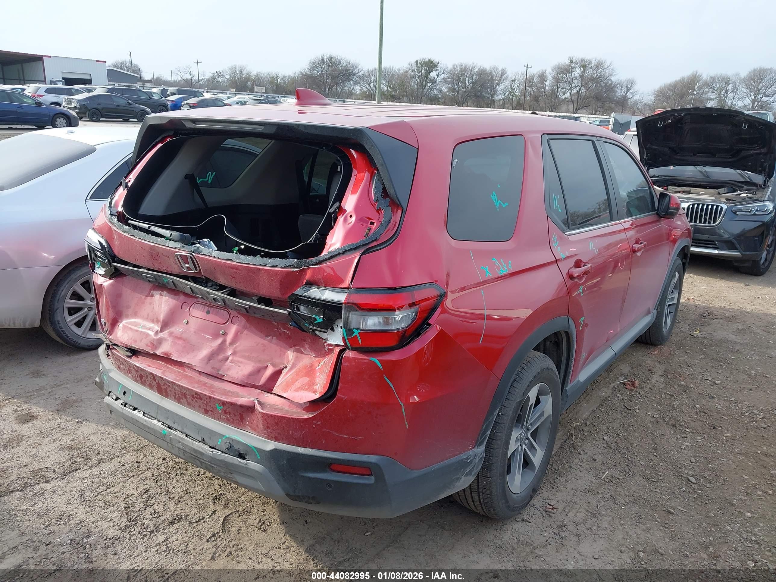 HONDA PILOT image 4