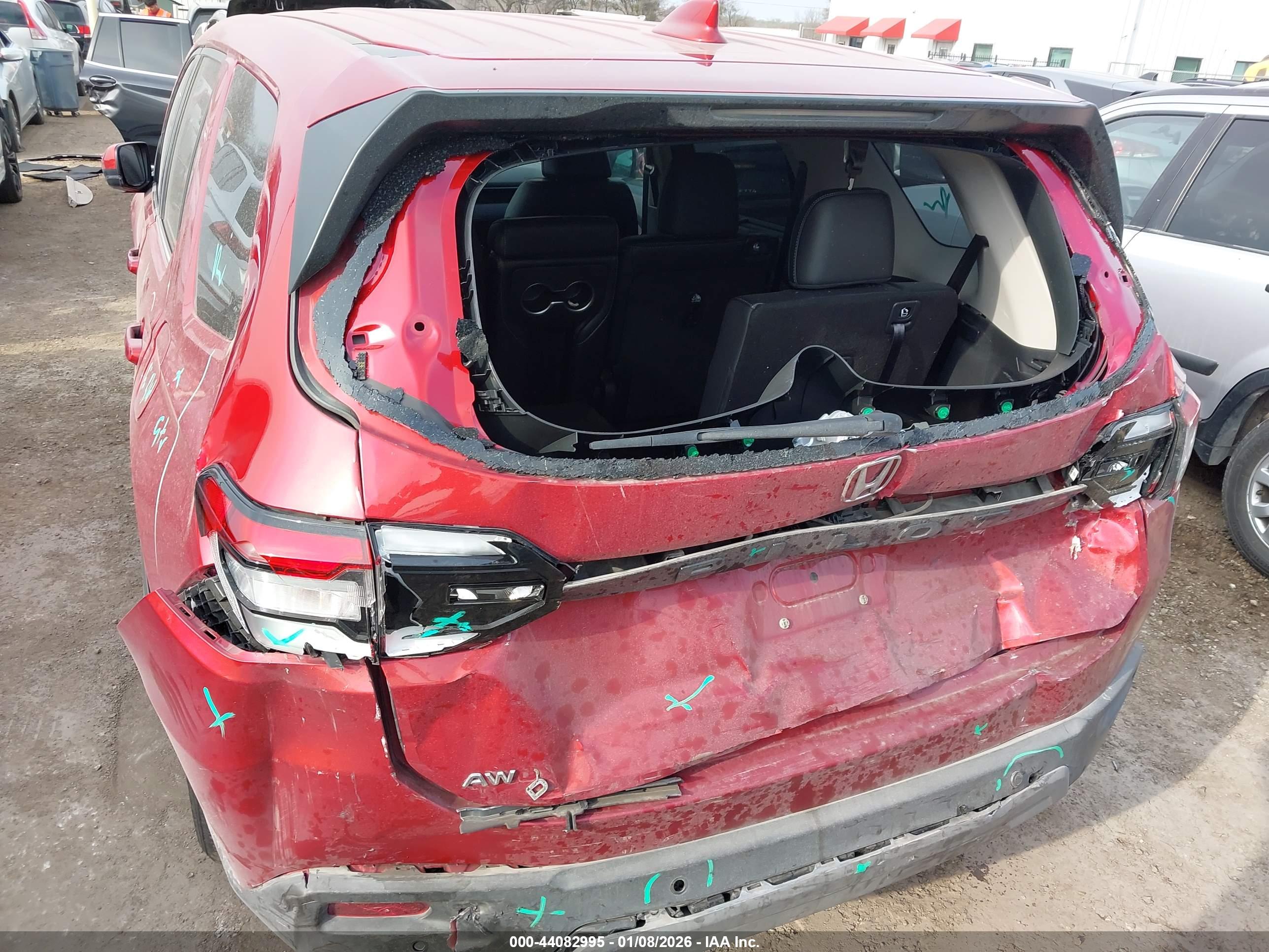 HONDA PILOT image 6
