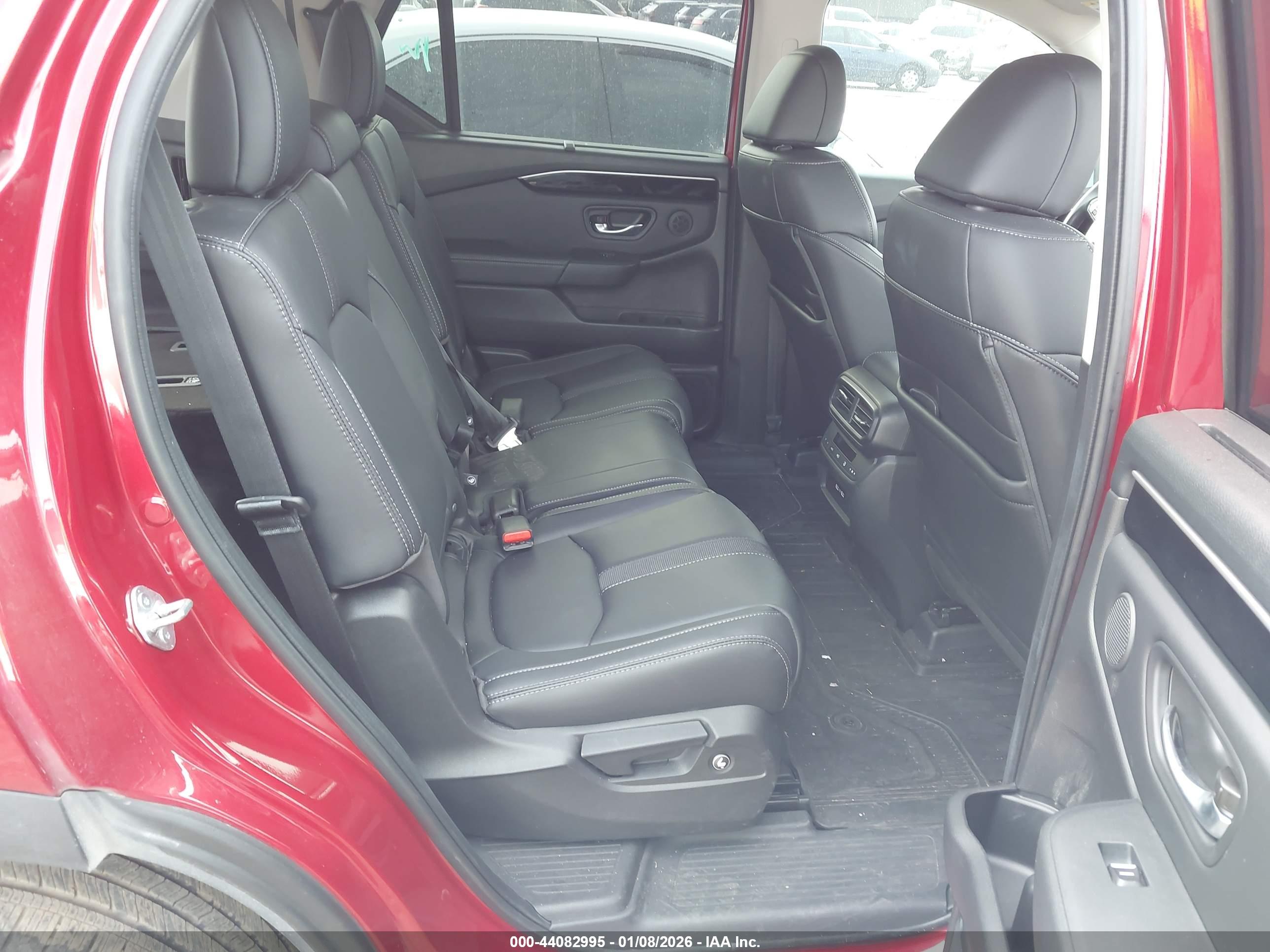 HONDA PILOT image 8