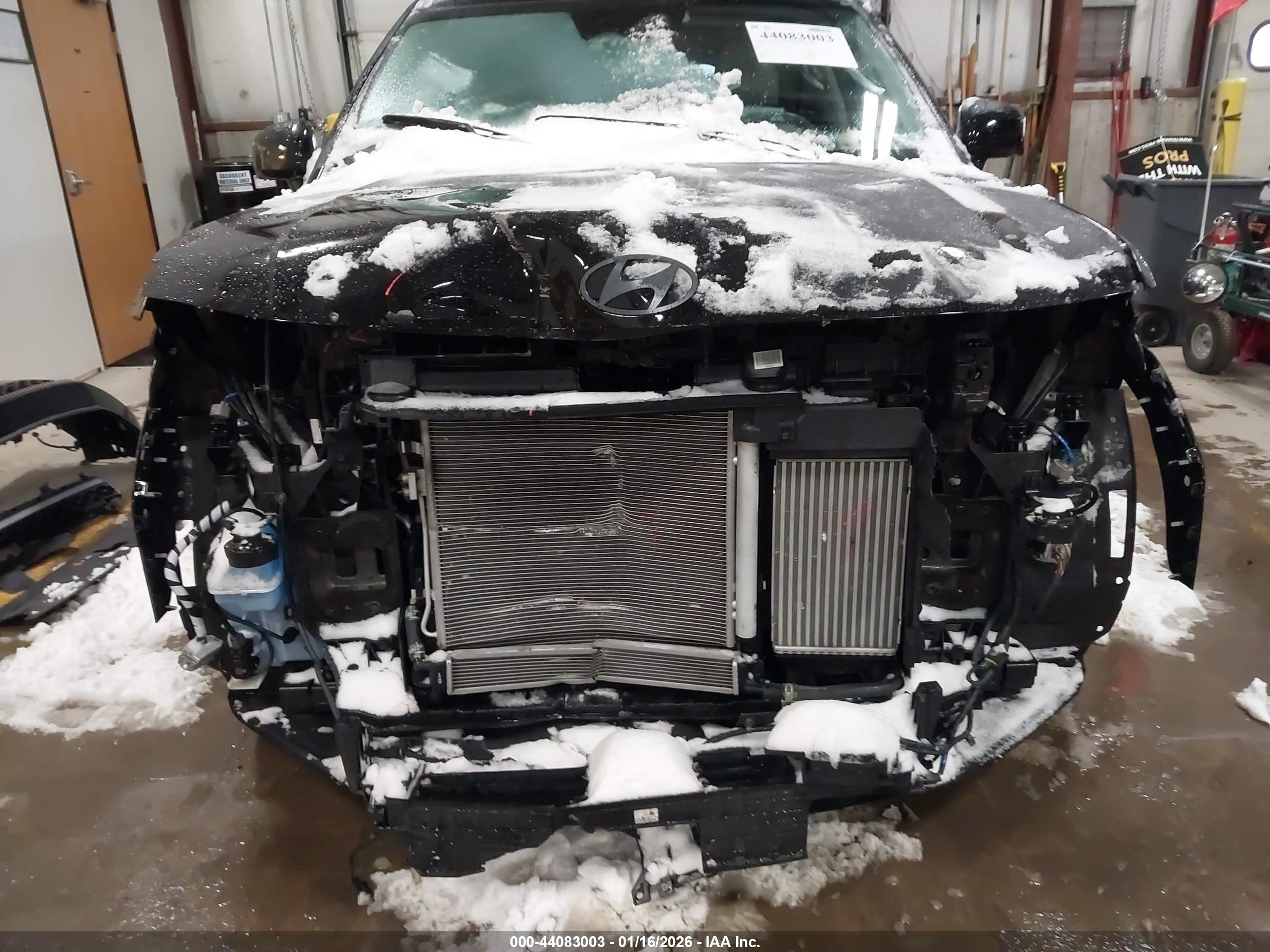 HYUNDAI SANTA image 6