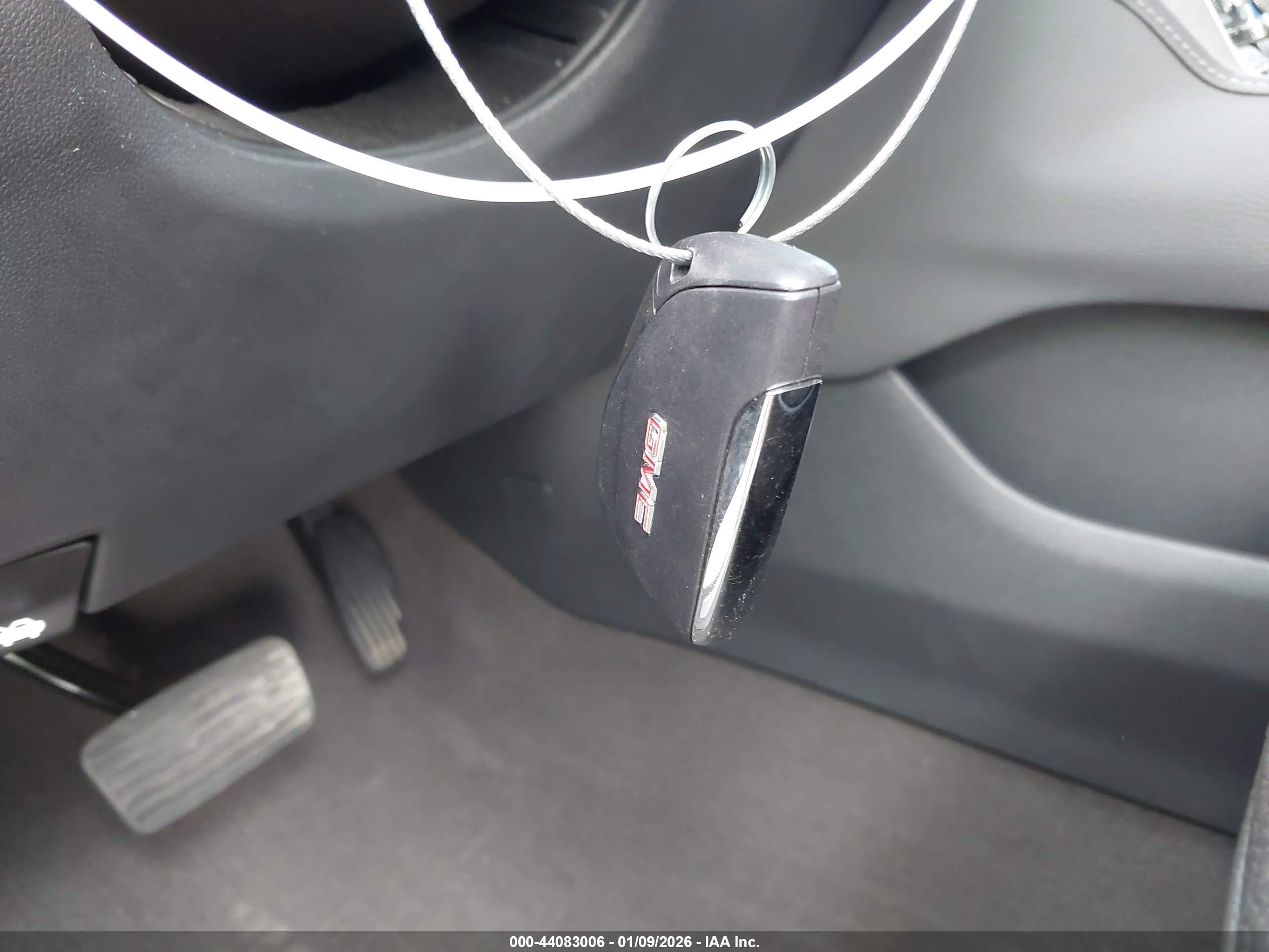 GMC YUKON image 11