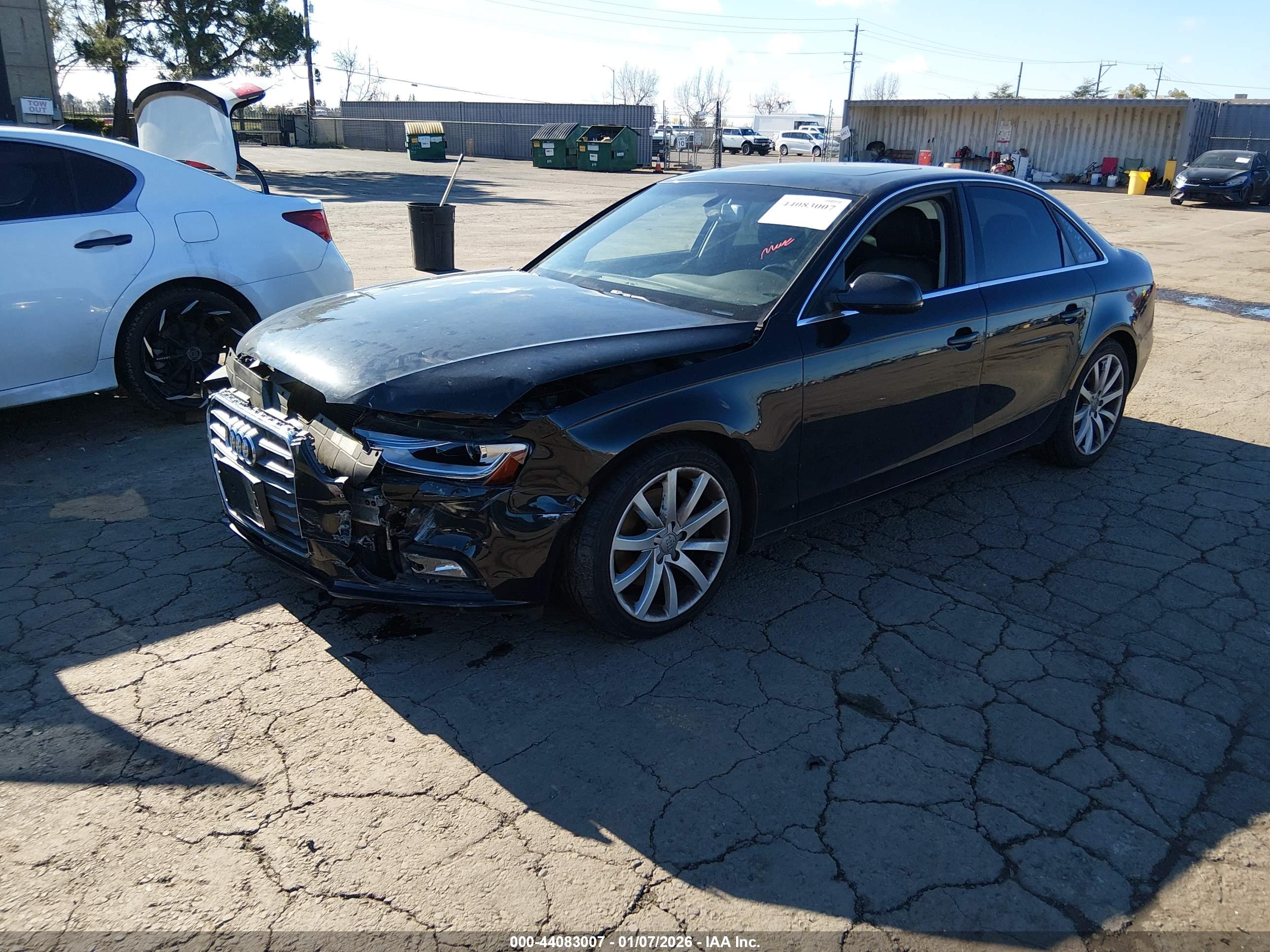 AUDI A4 image 2