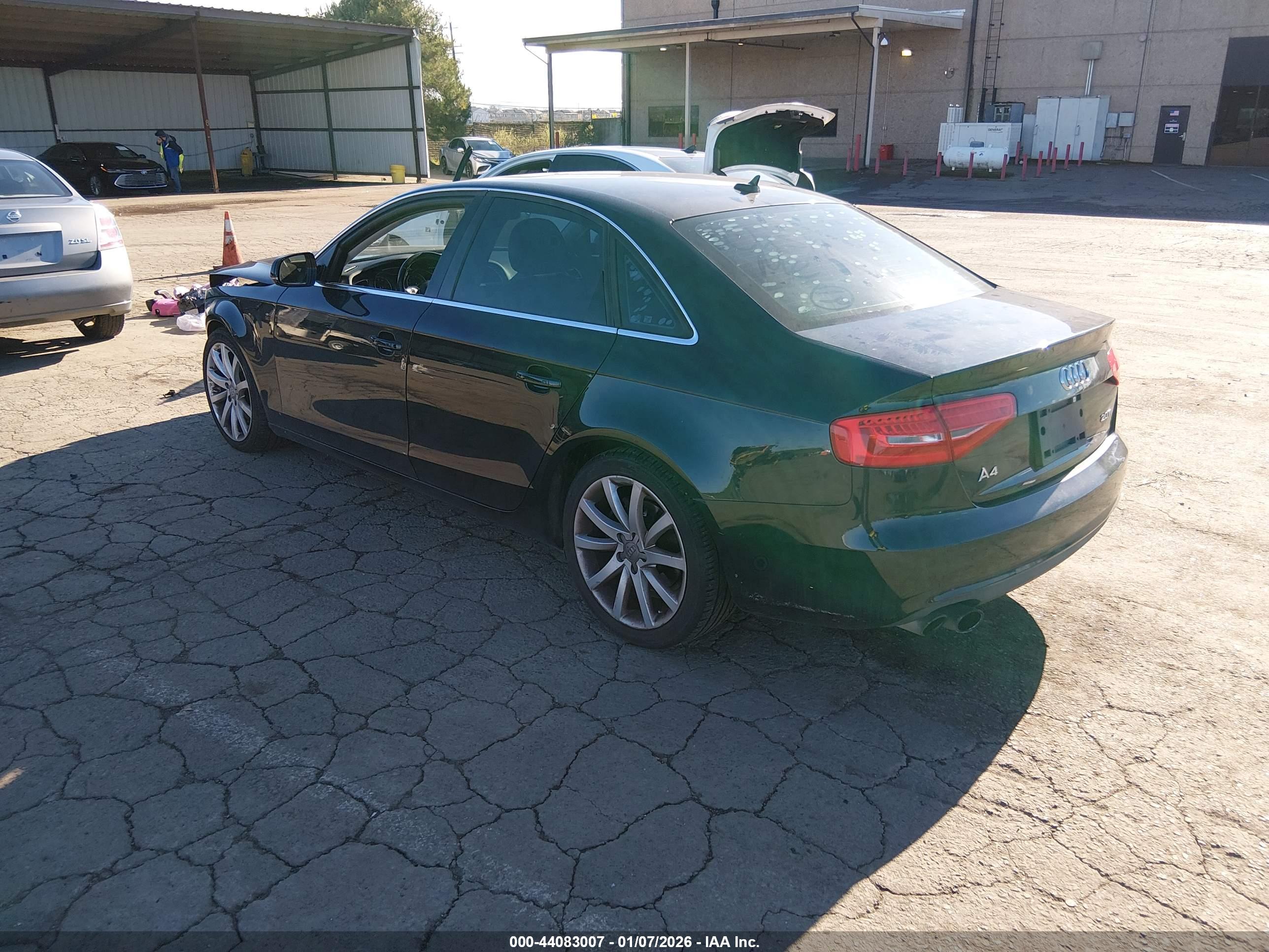 AUDI A4 image 3