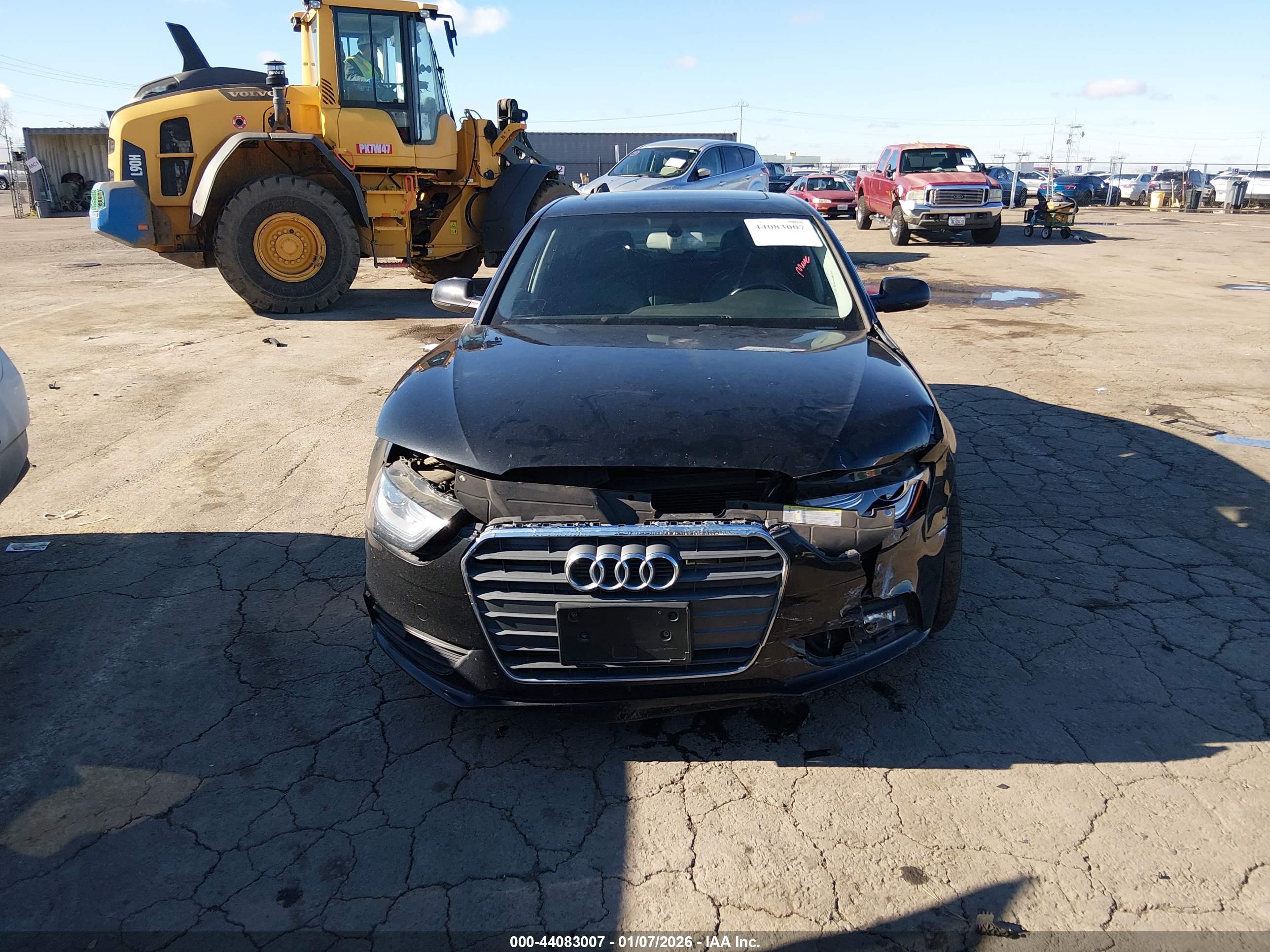 AUDI A4 image 6