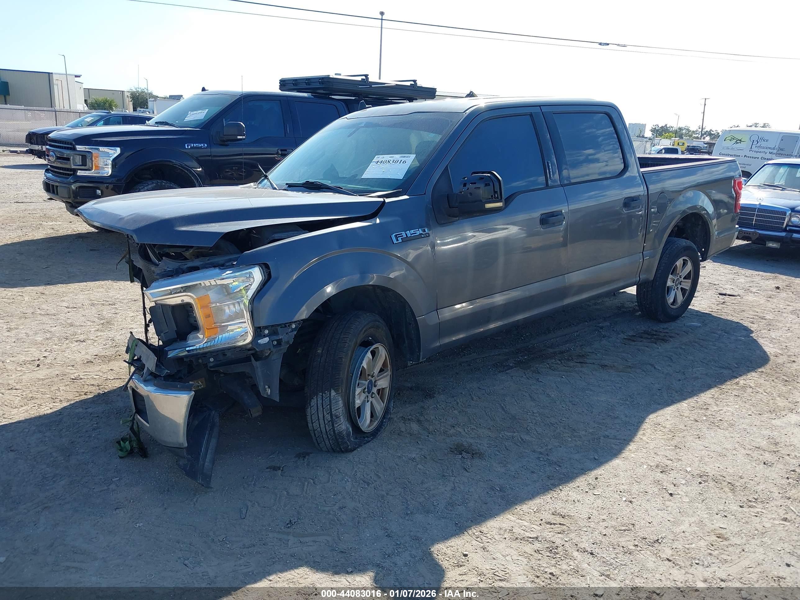 FORD F-150 image 2