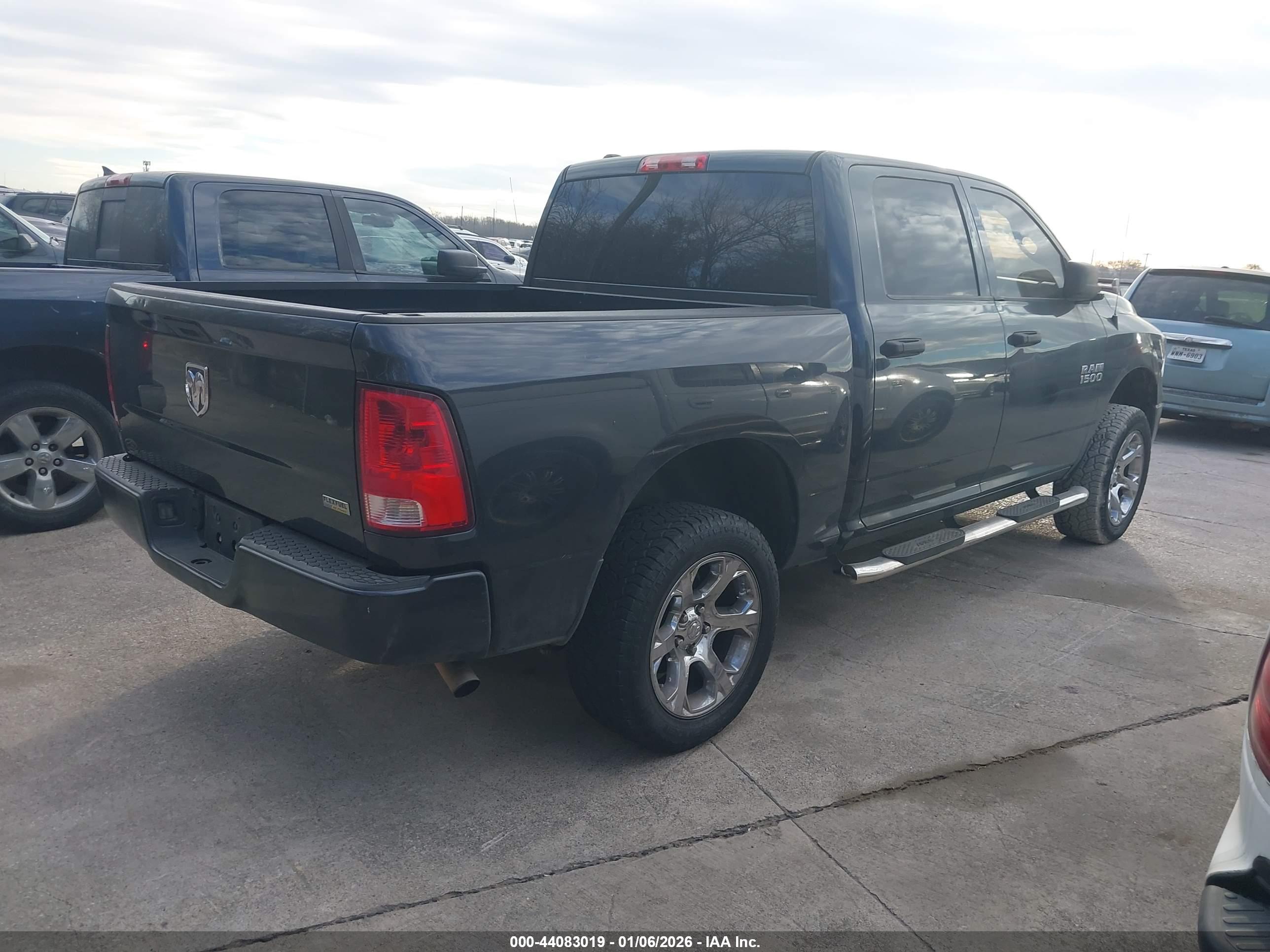 RAM 1500 image 4