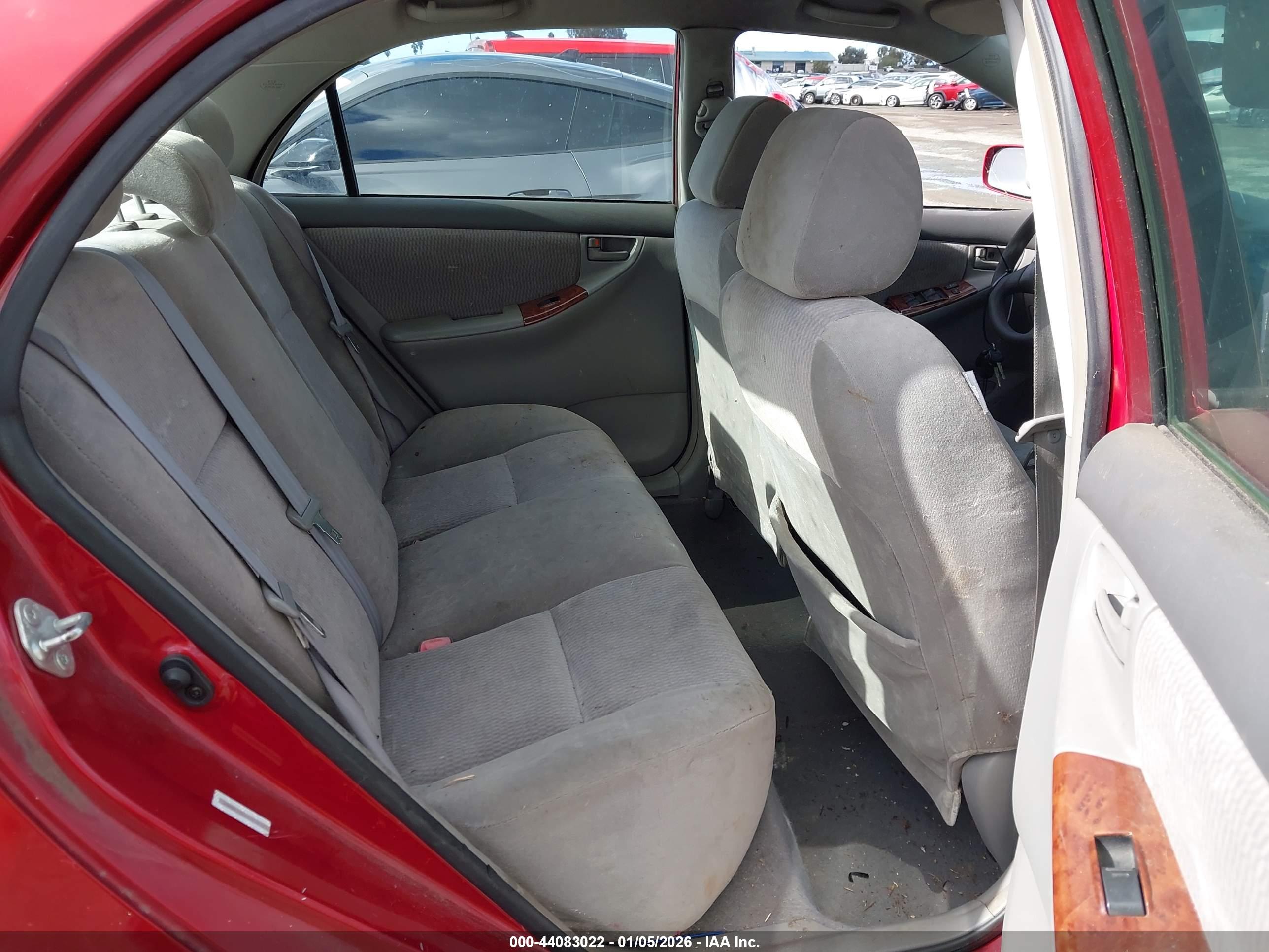 TOYOTA COROLLA image 8