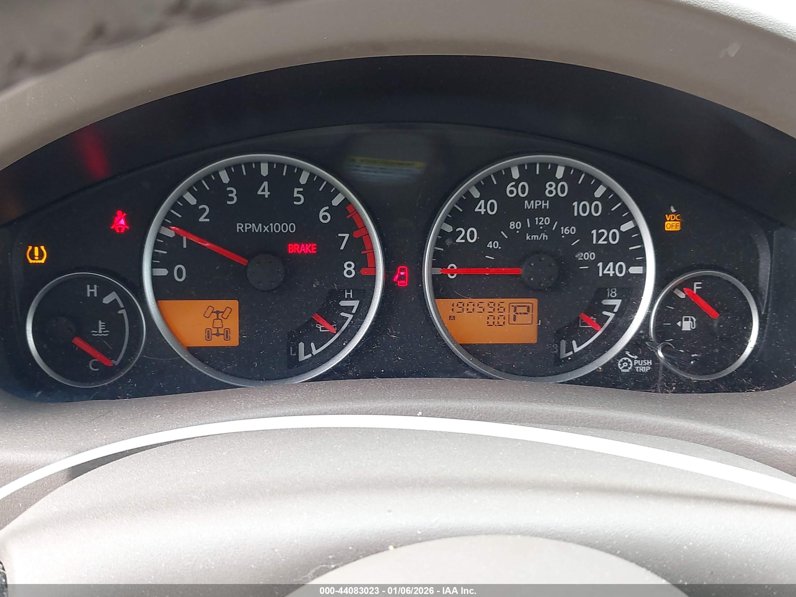 NISSAN PATHFINDER image 7
