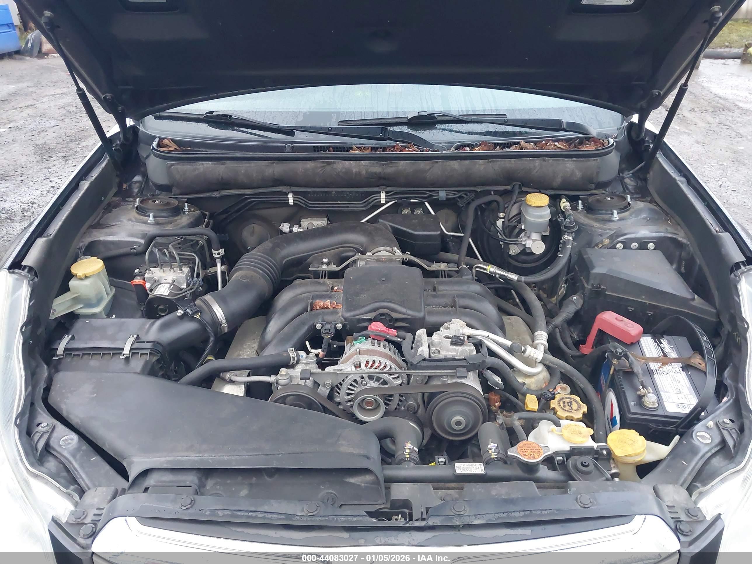 SUBARU OUTBACK image 10