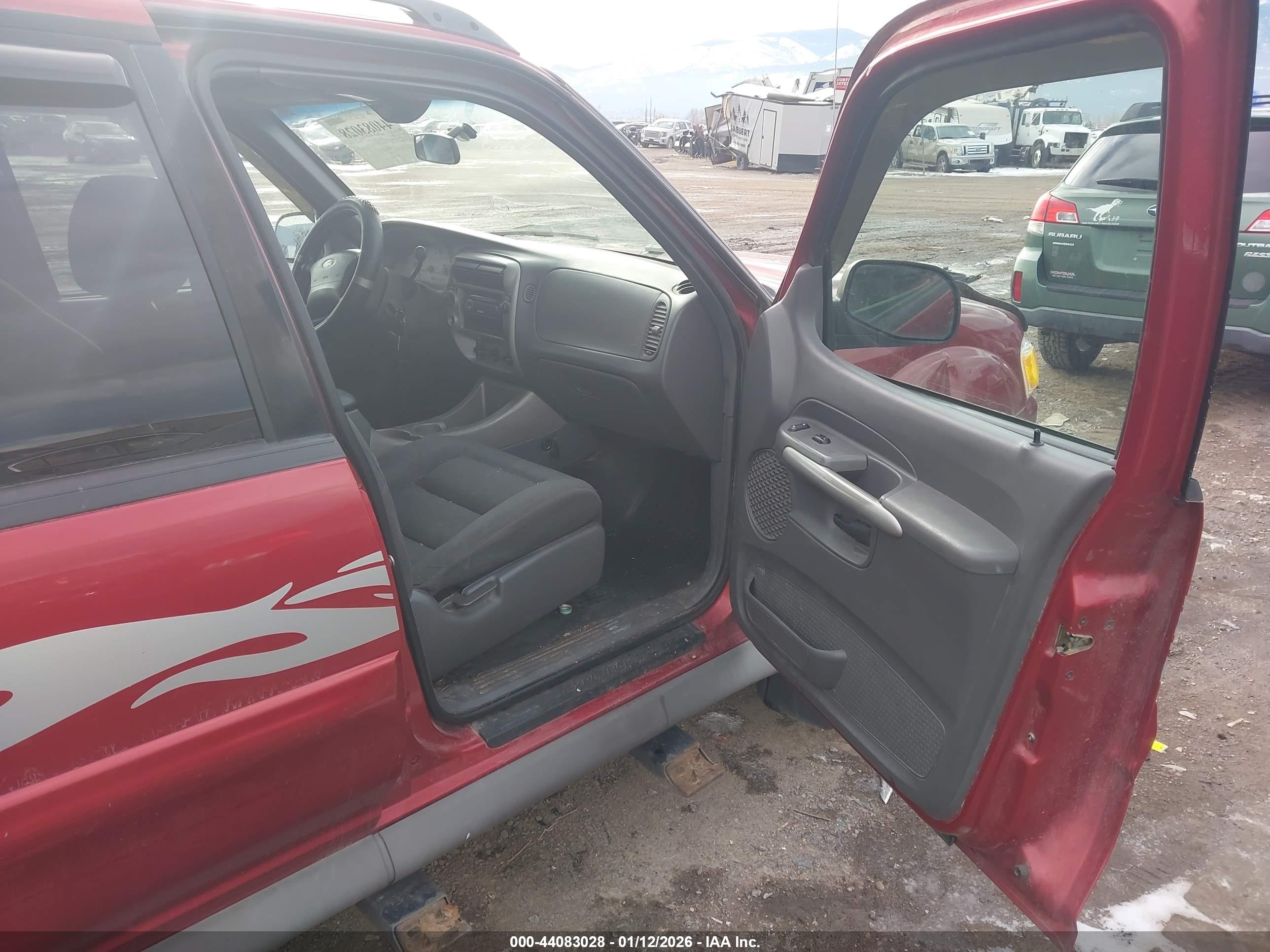 FORD EXPLORER image 5