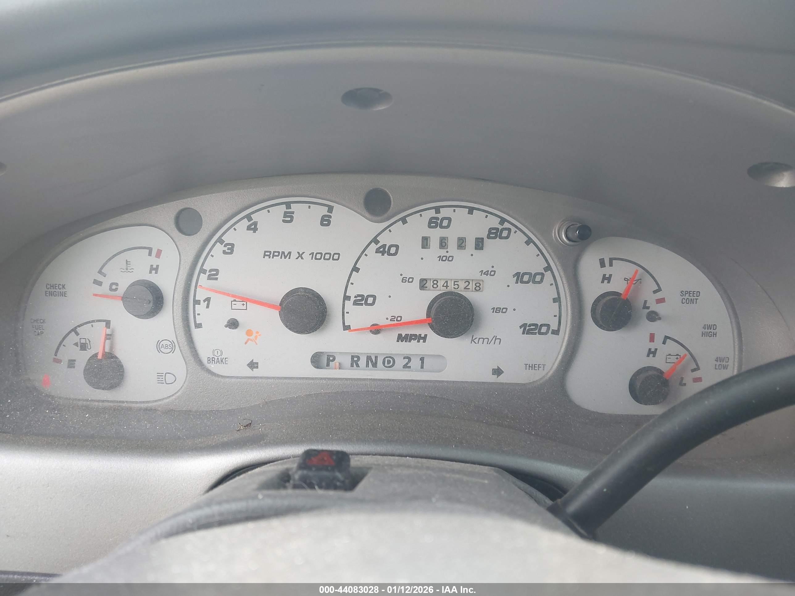 FORD EXPLORER image 7