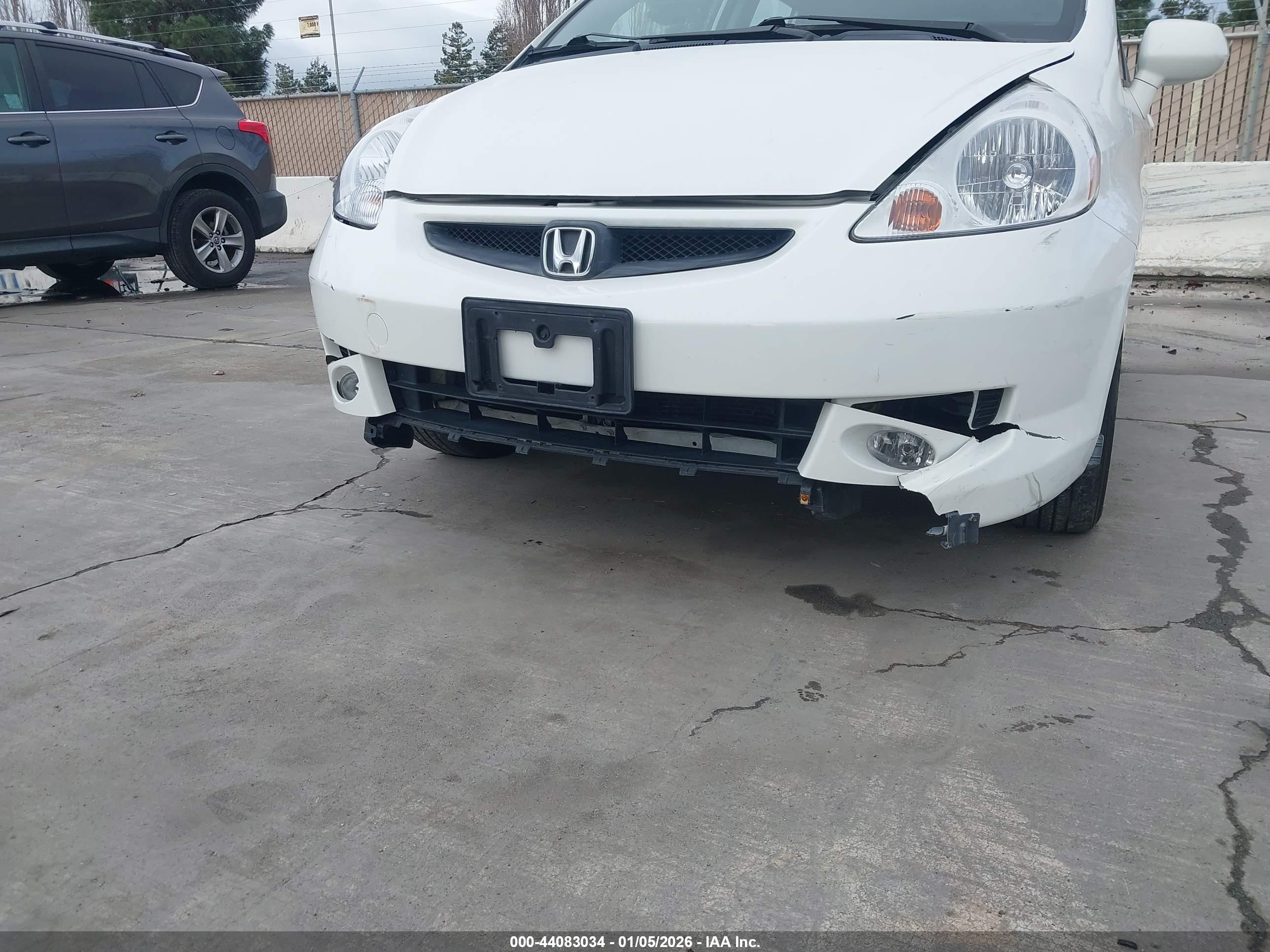 HONDA FIT image 6