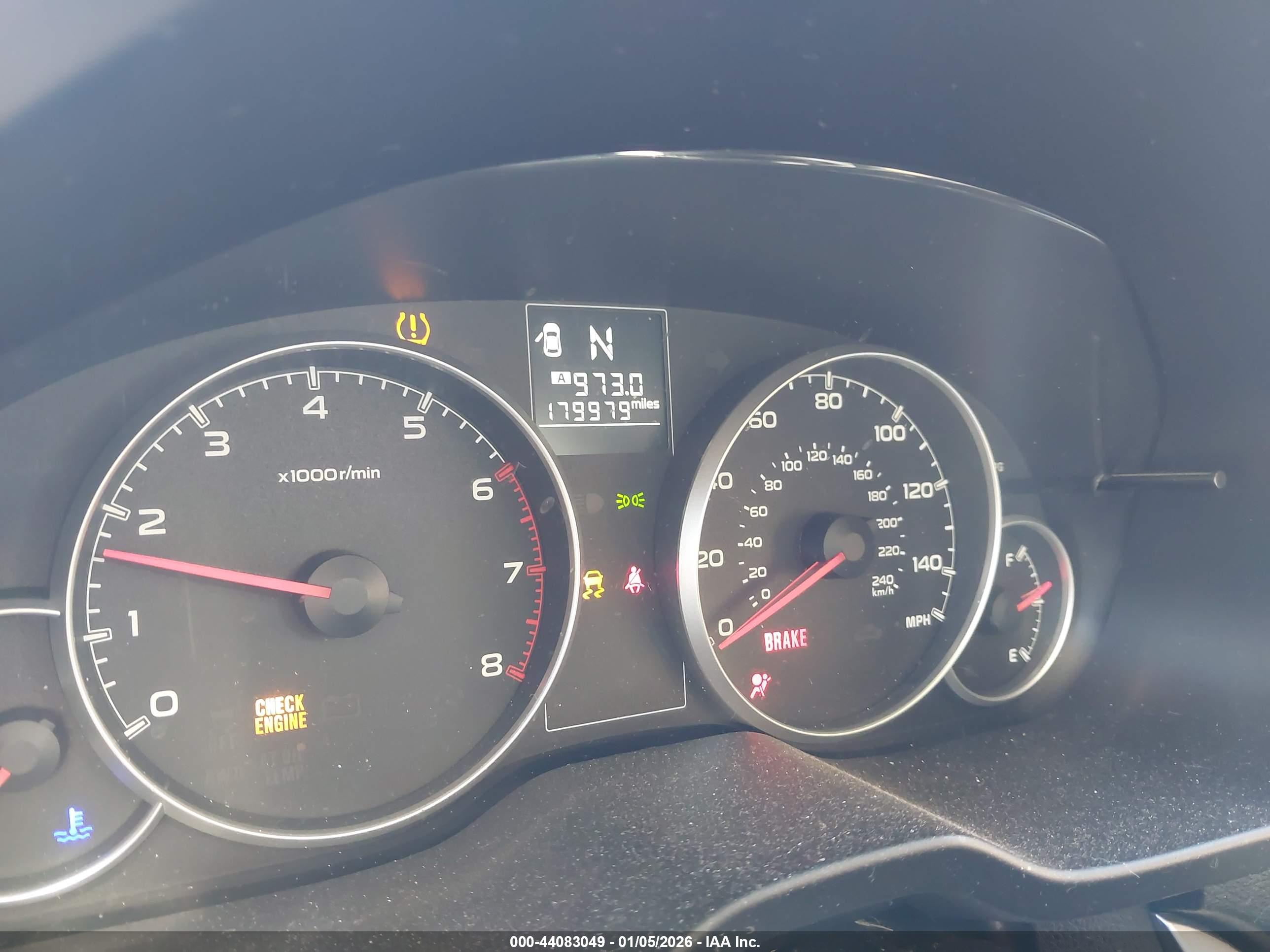 SUBARU OUTBACK image 7