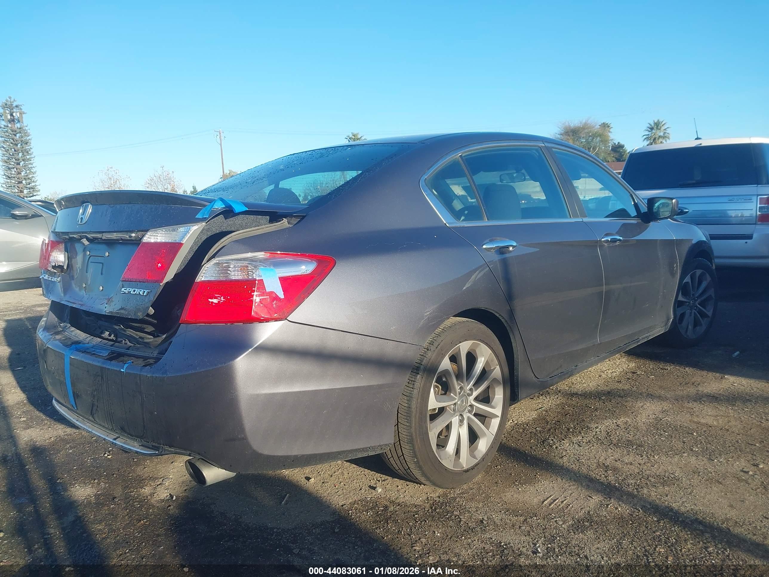 HONDA ACCORD image 4
