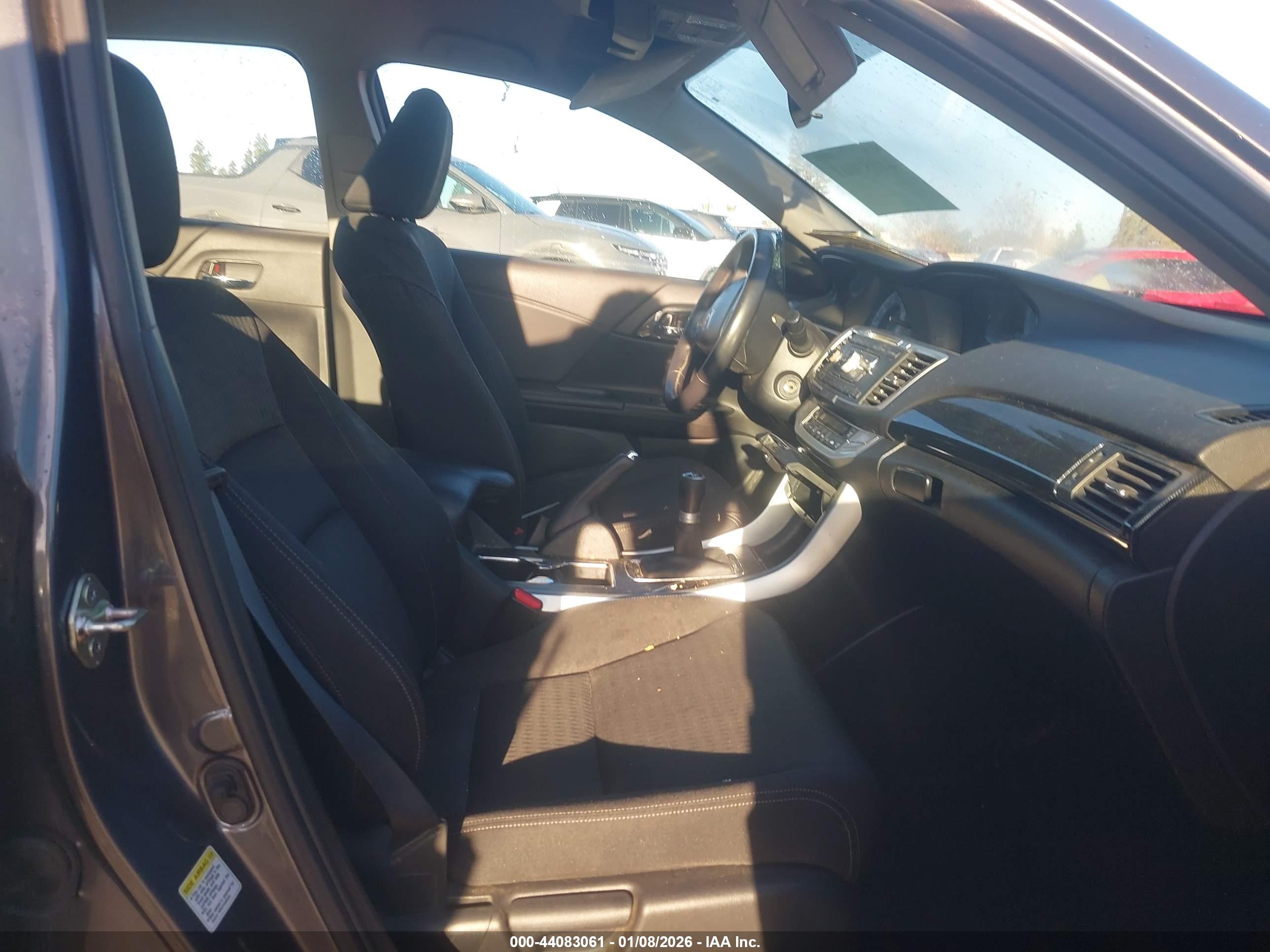 HONDA ACCORD image 5