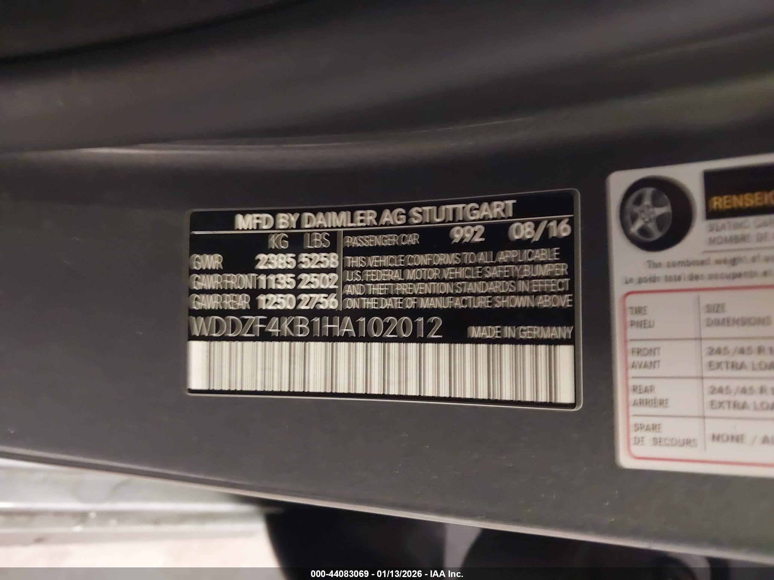 MERCEDES-BENZ E image 9