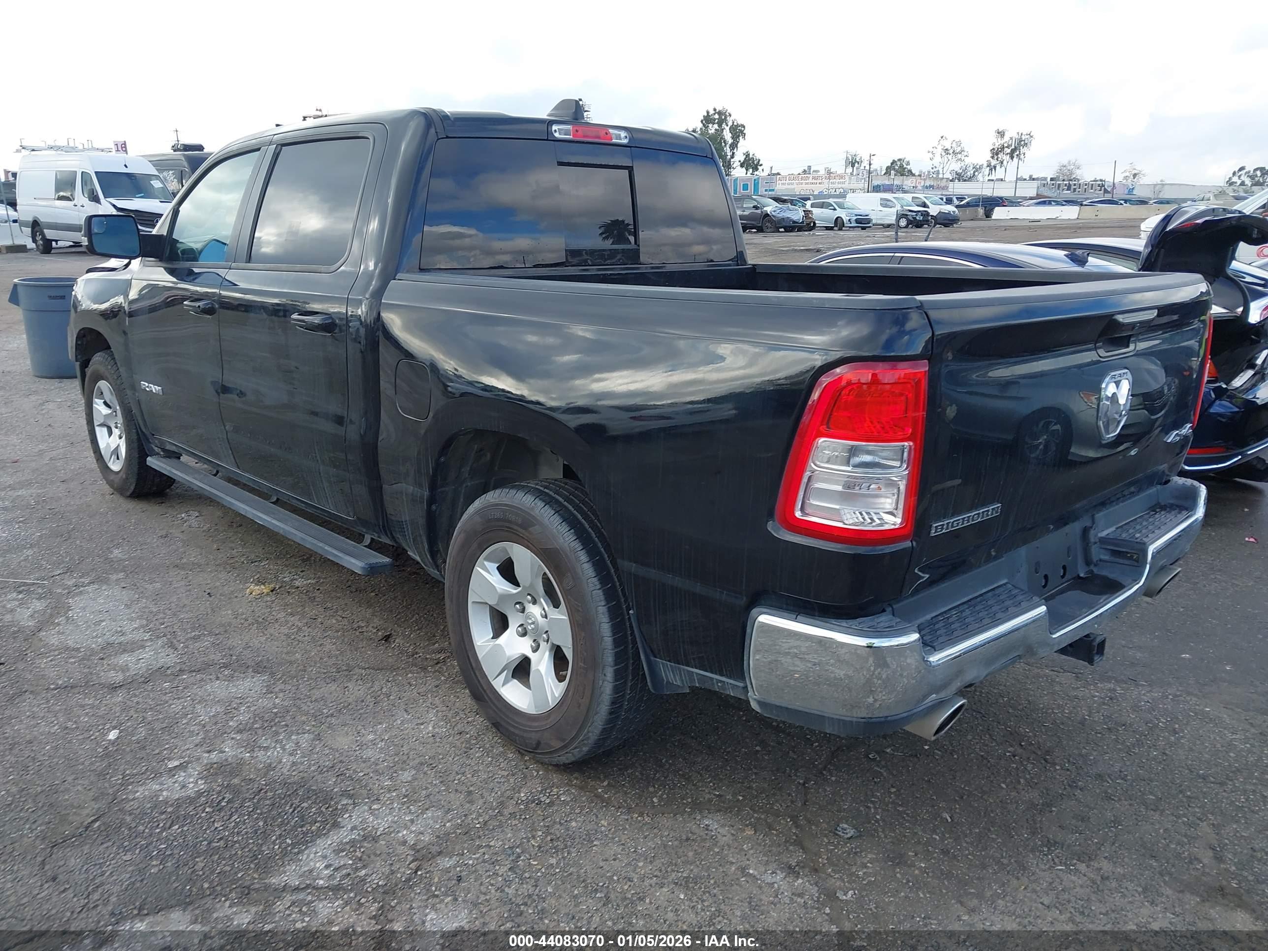 RAM 1500 image 3