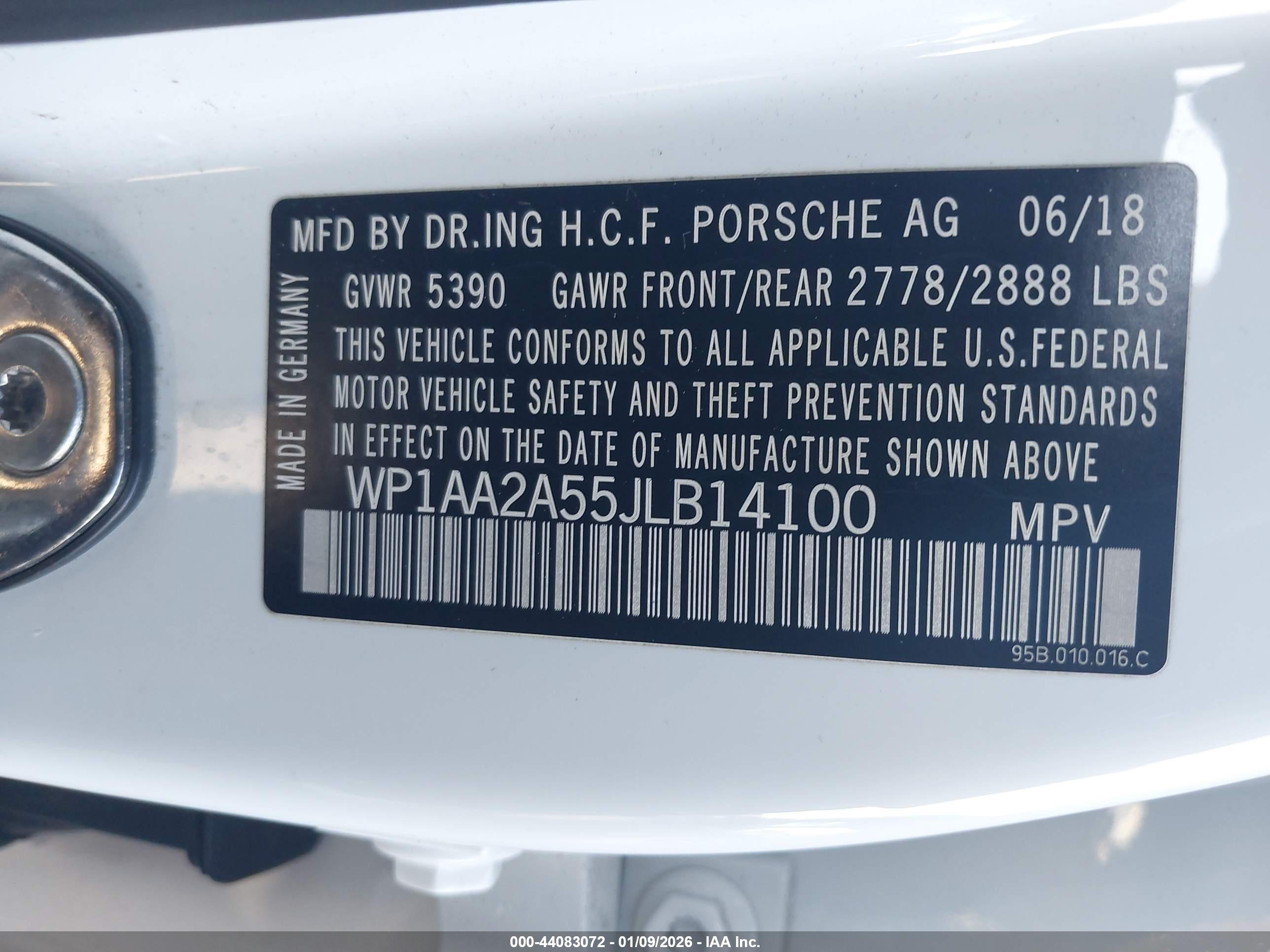 PORSCHE MACAN image 9