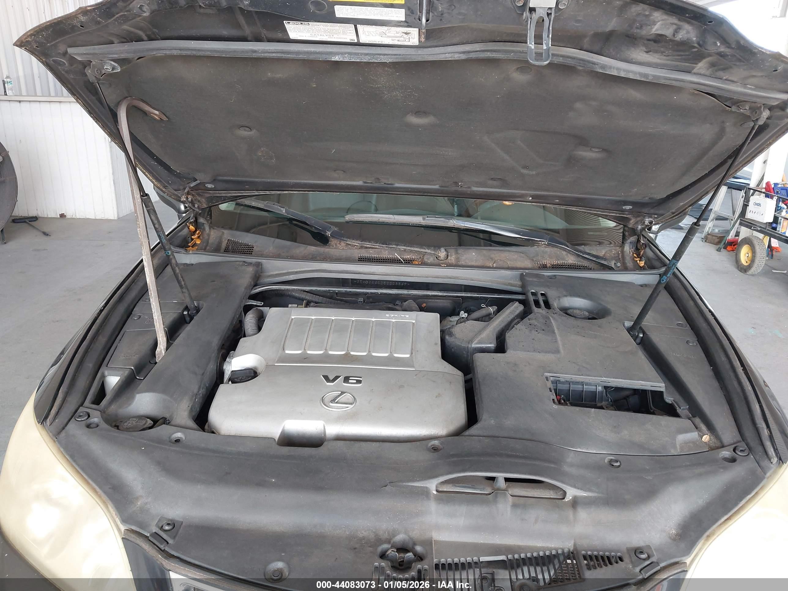 LEXUS ES image 10