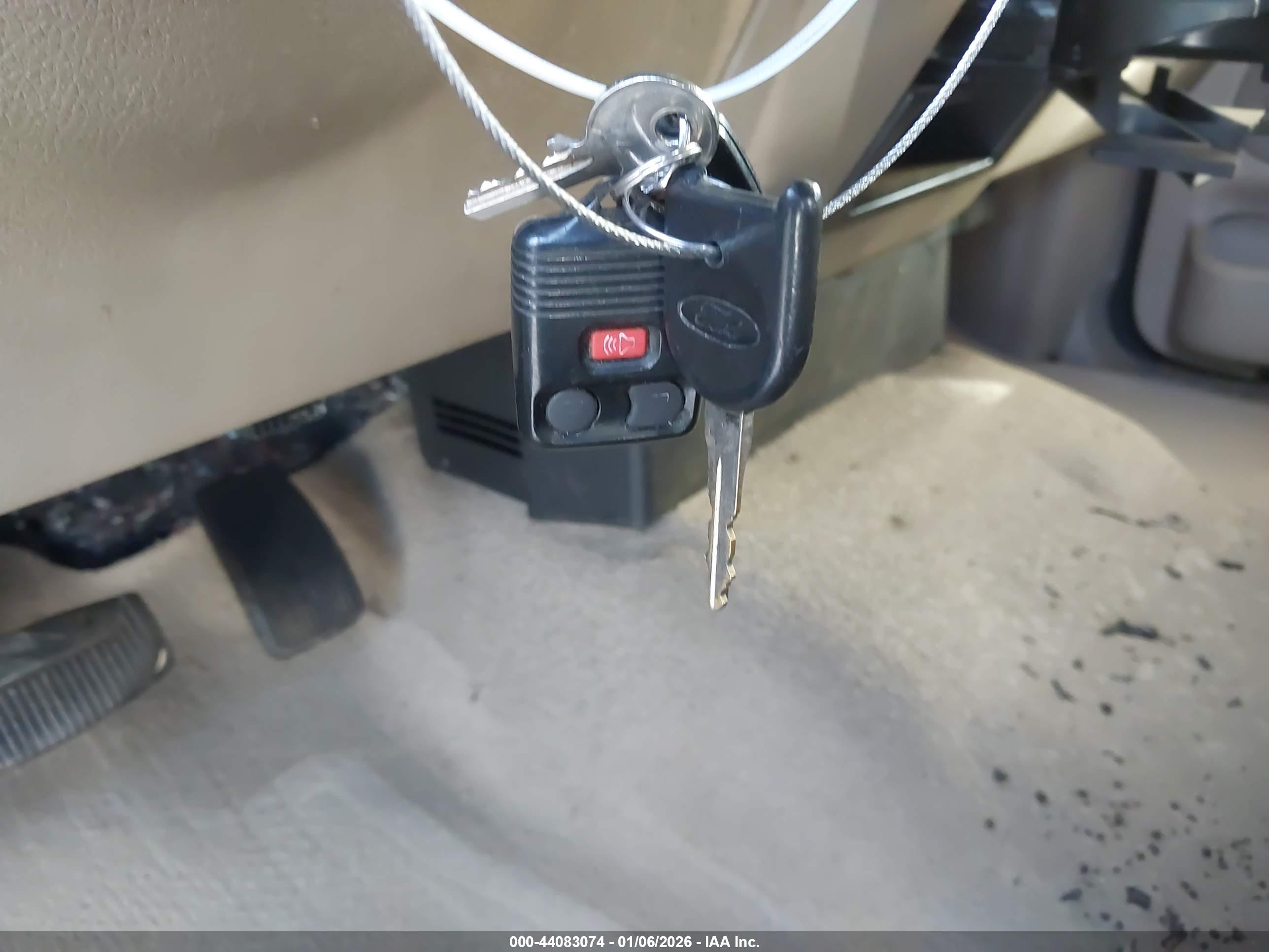 FORD F-150 image 11