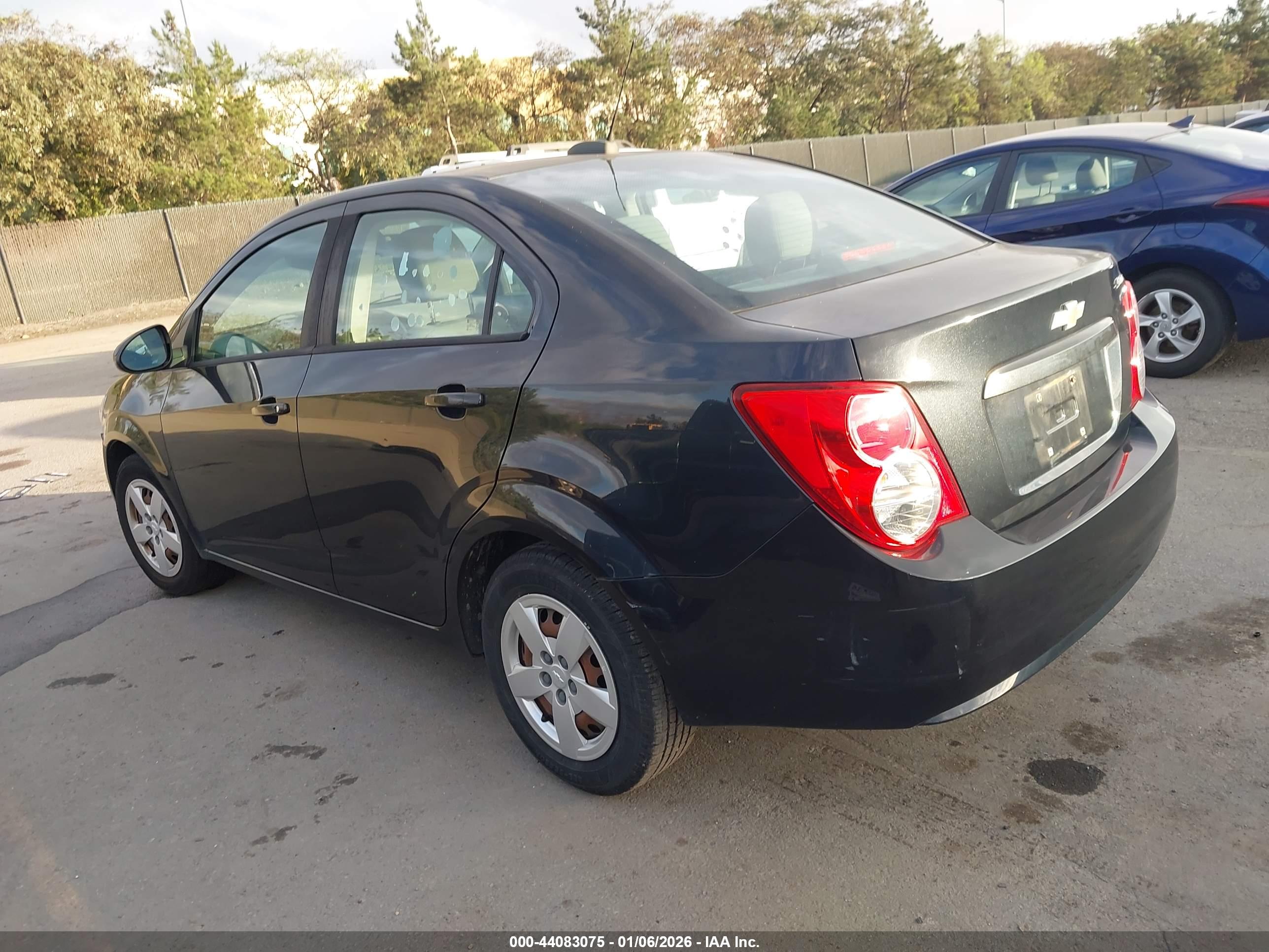 CHEVROLET SONIC image 3