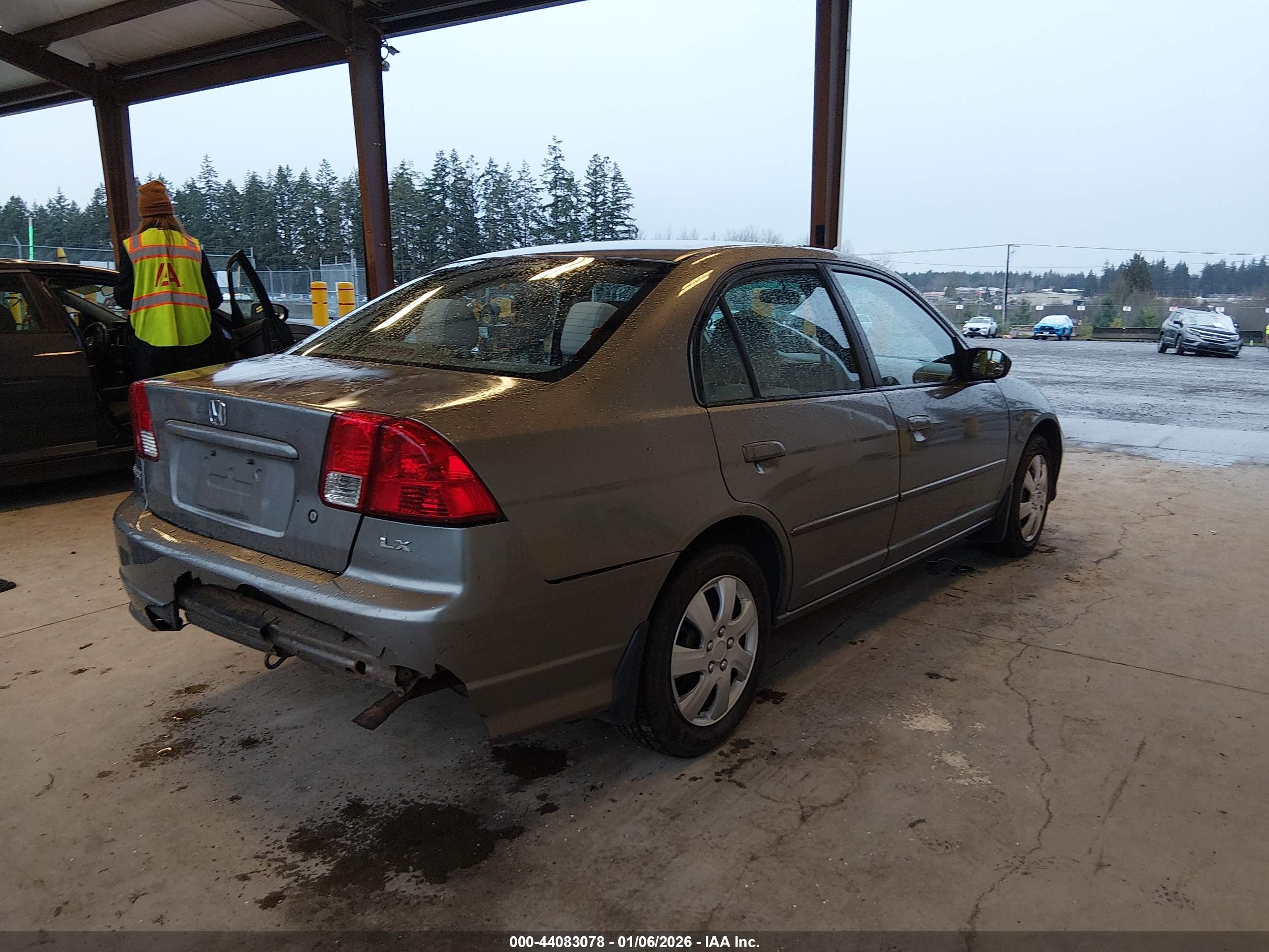 HONDA CIVIC image 4