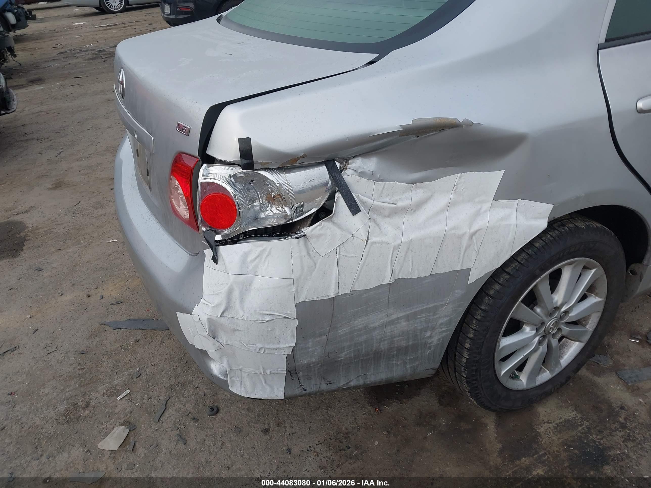 TOYOTA COROLLA image 6