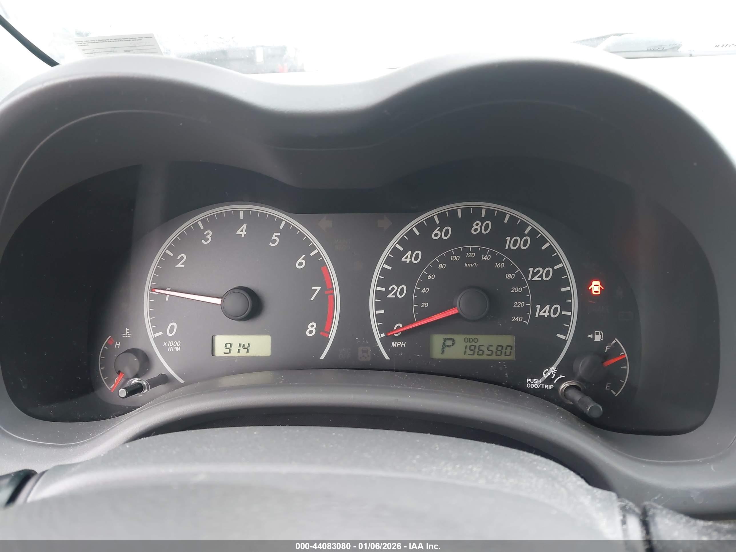 TOYOTA COROLLA image 7