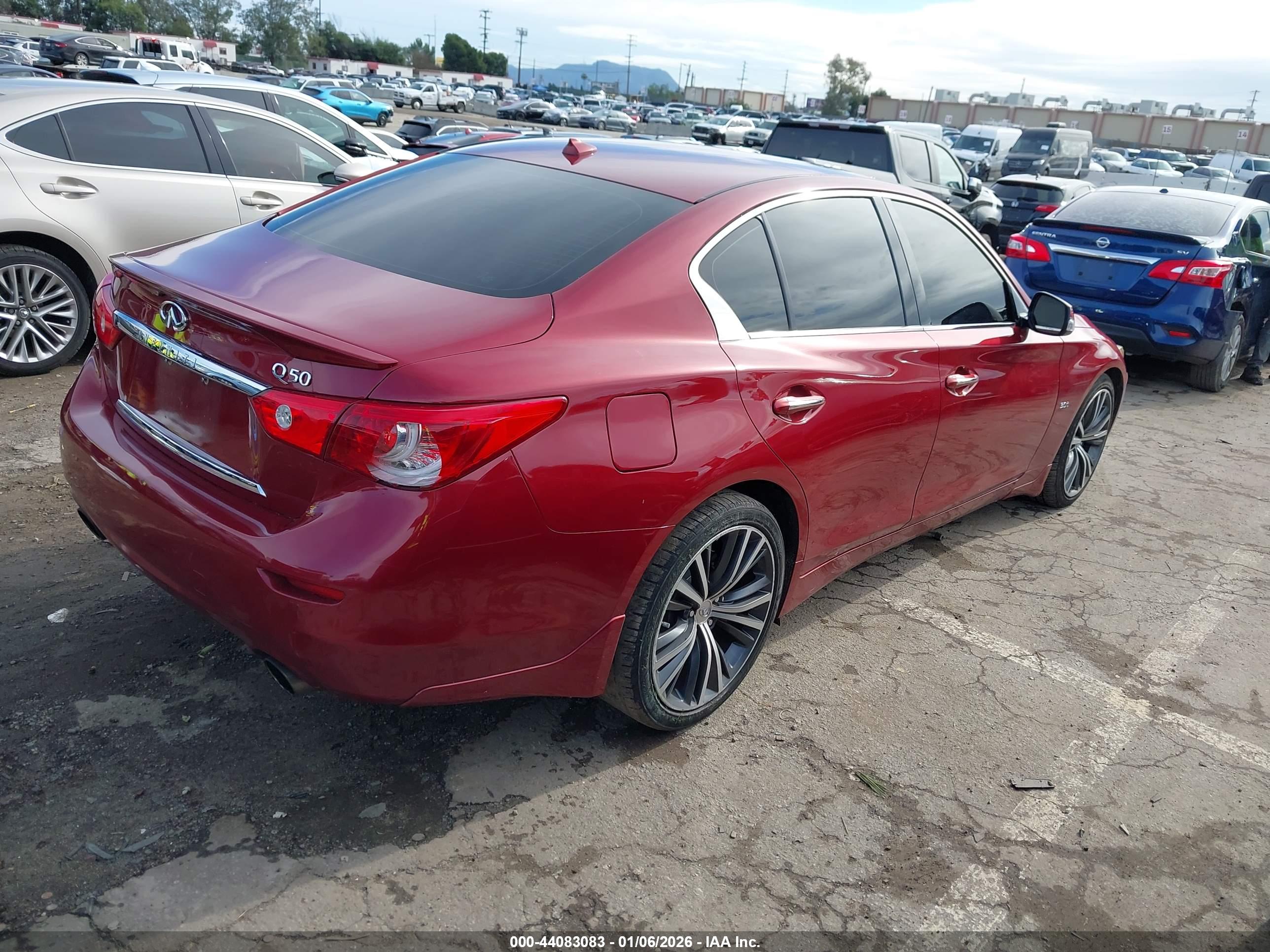 INFINITI Q50 image 4