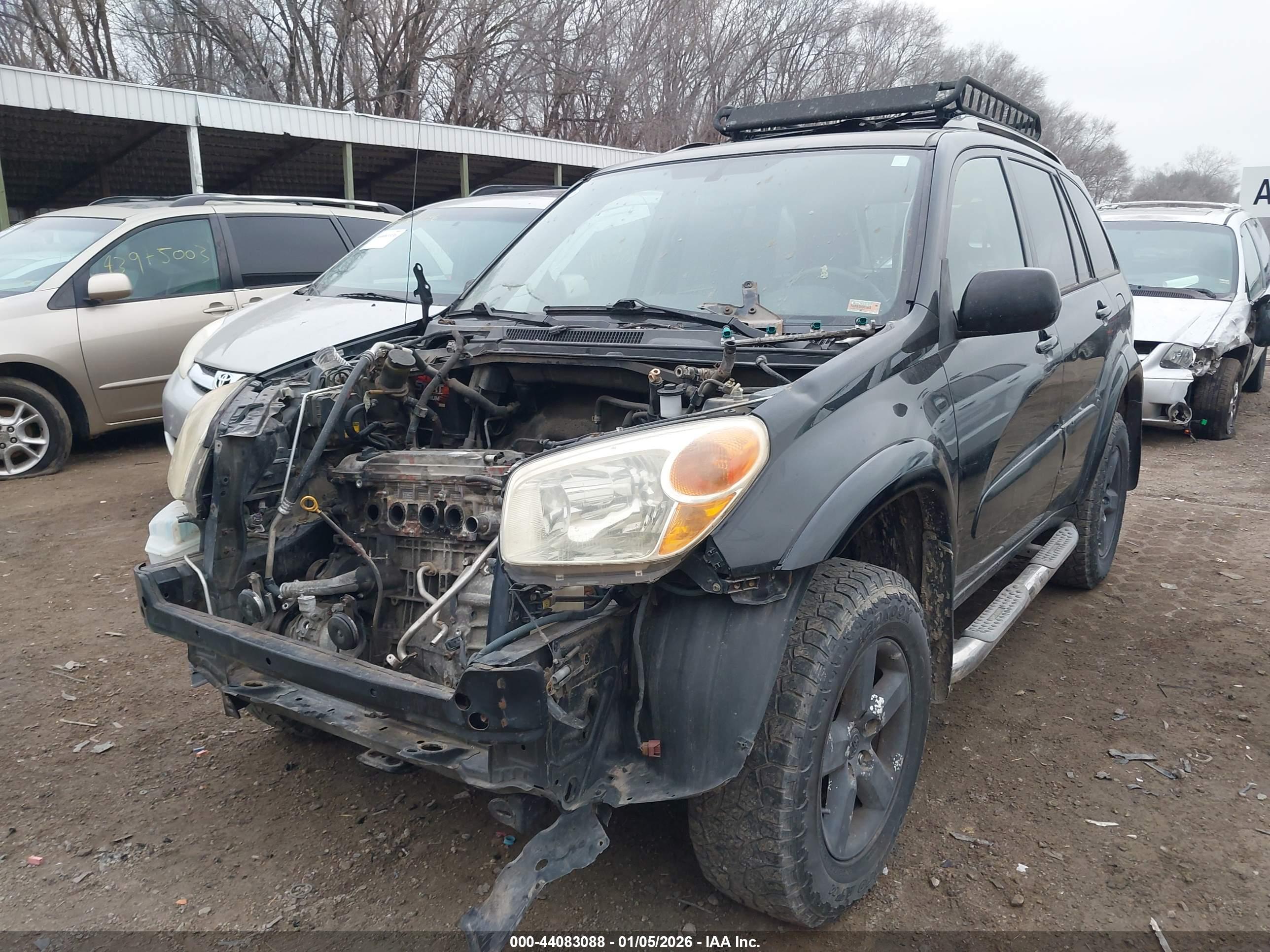 TOYOTA RAV4 image 2