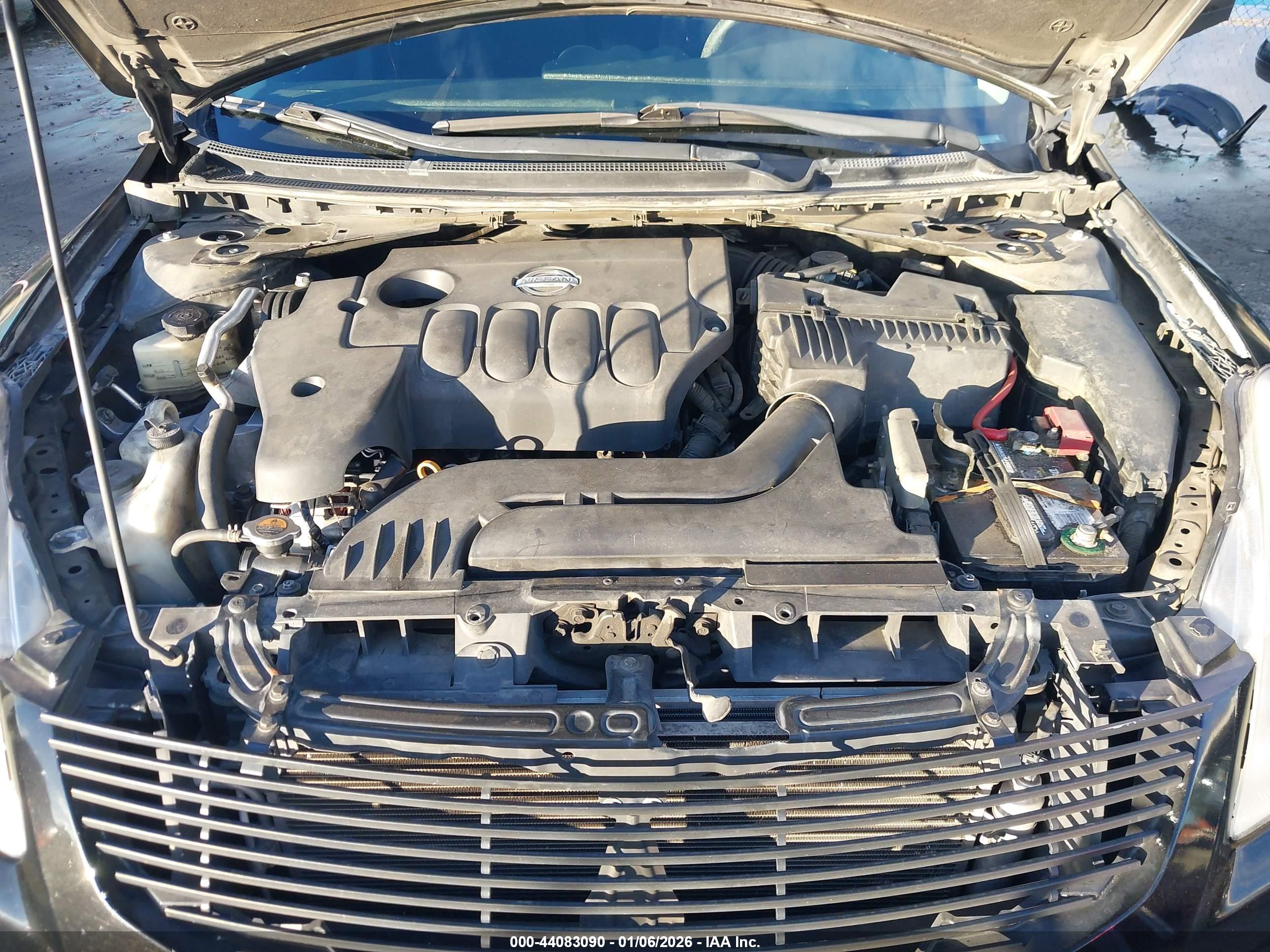 NISSAN ALTIMA image 10