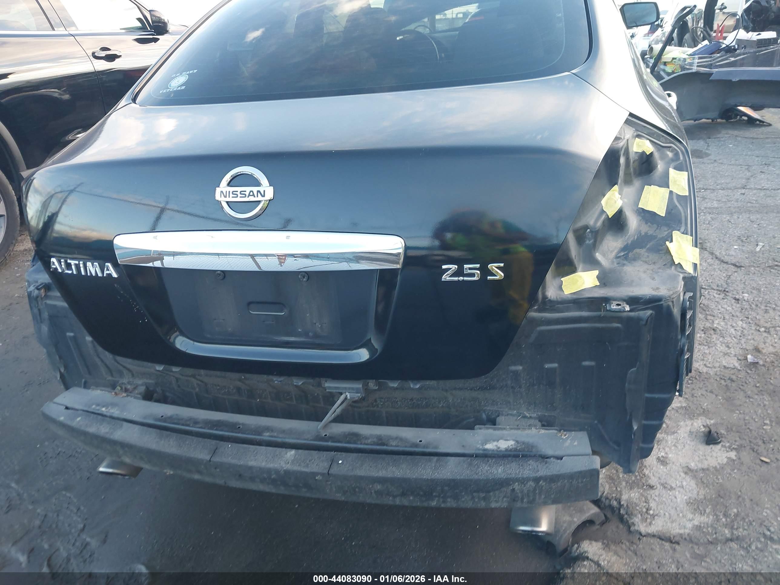 NISSAN ALTIMA image 6