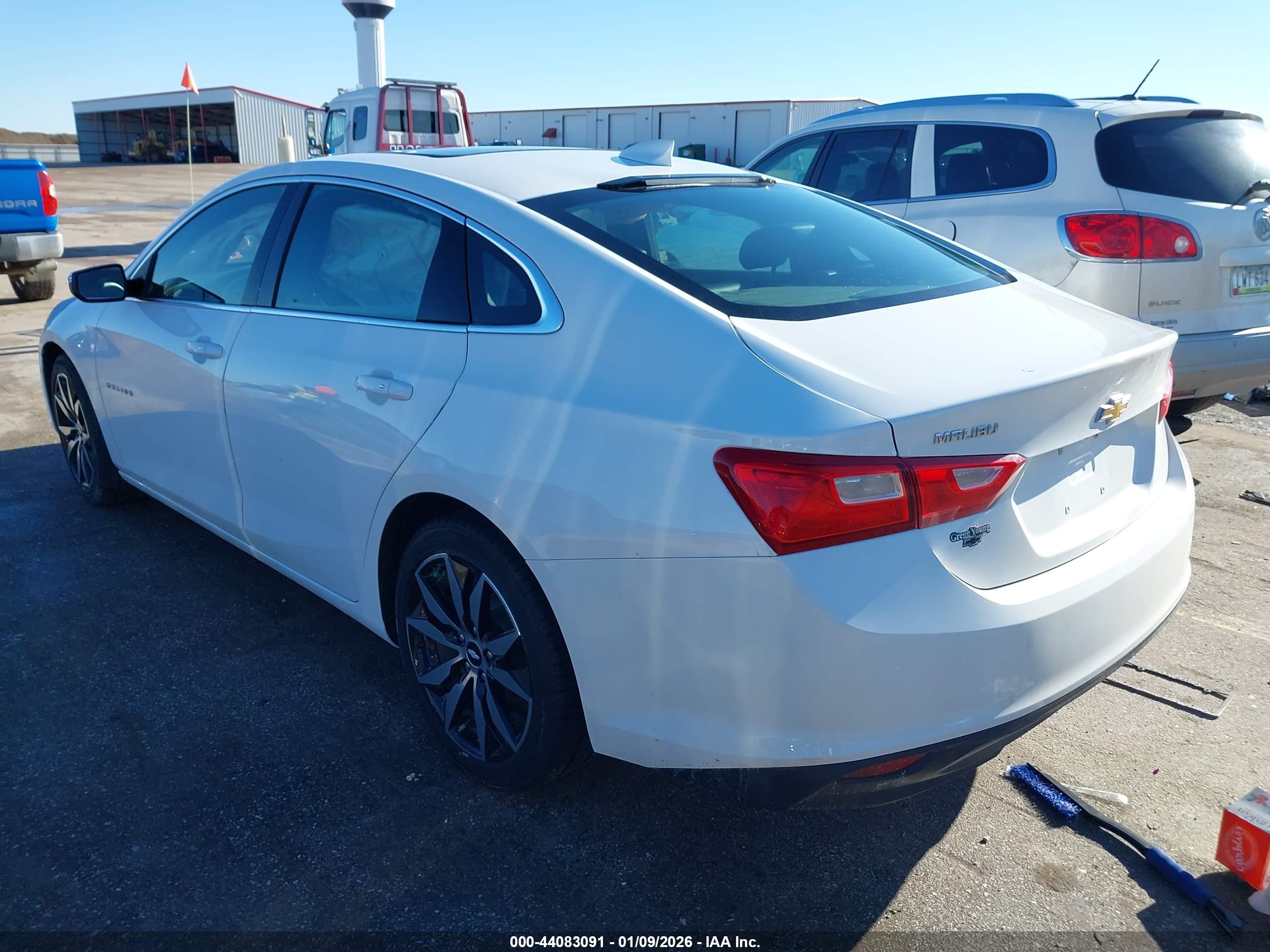 CHEVROLET MALIBU image 3
