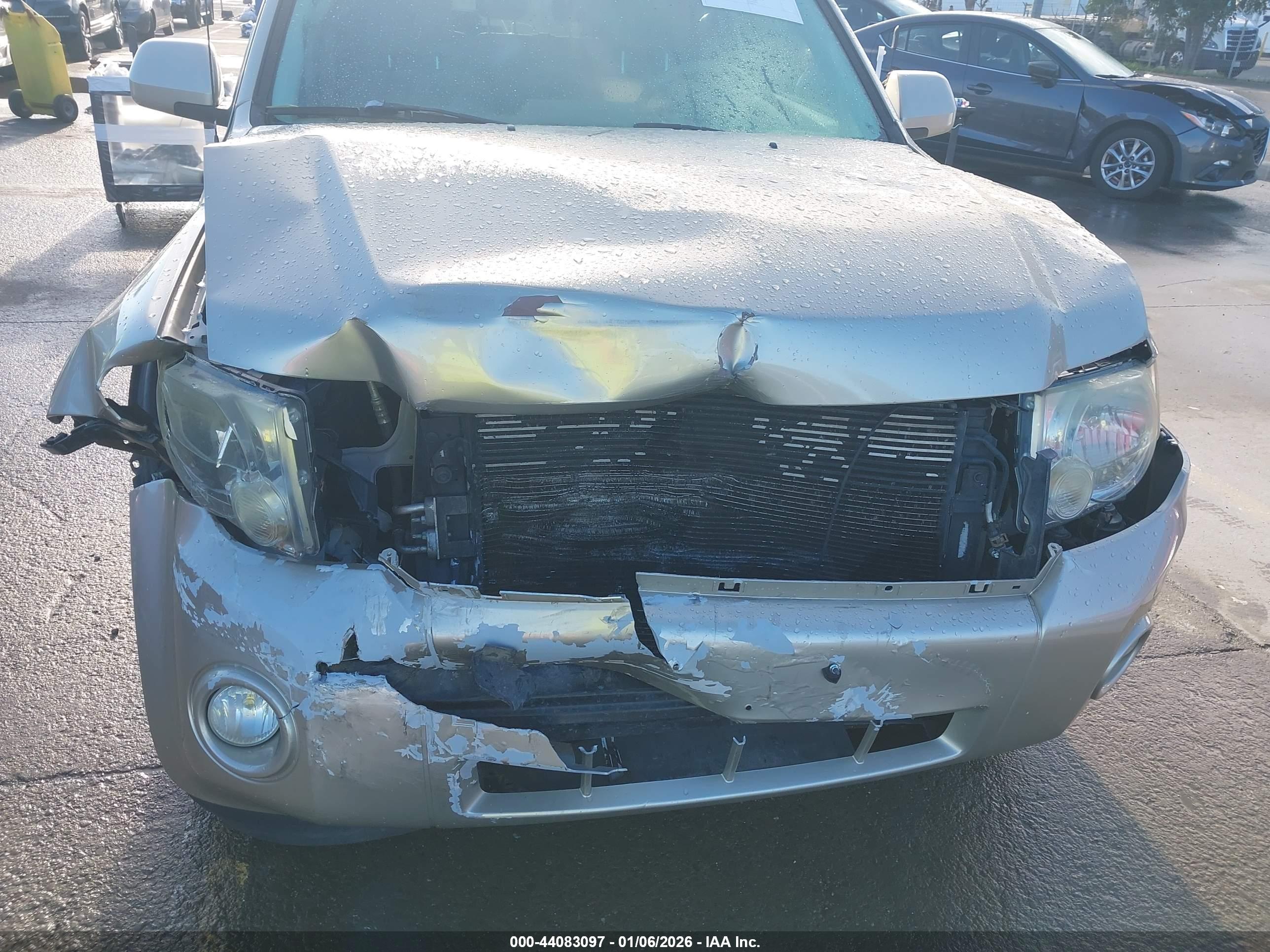 FORD ESCAPE image 6