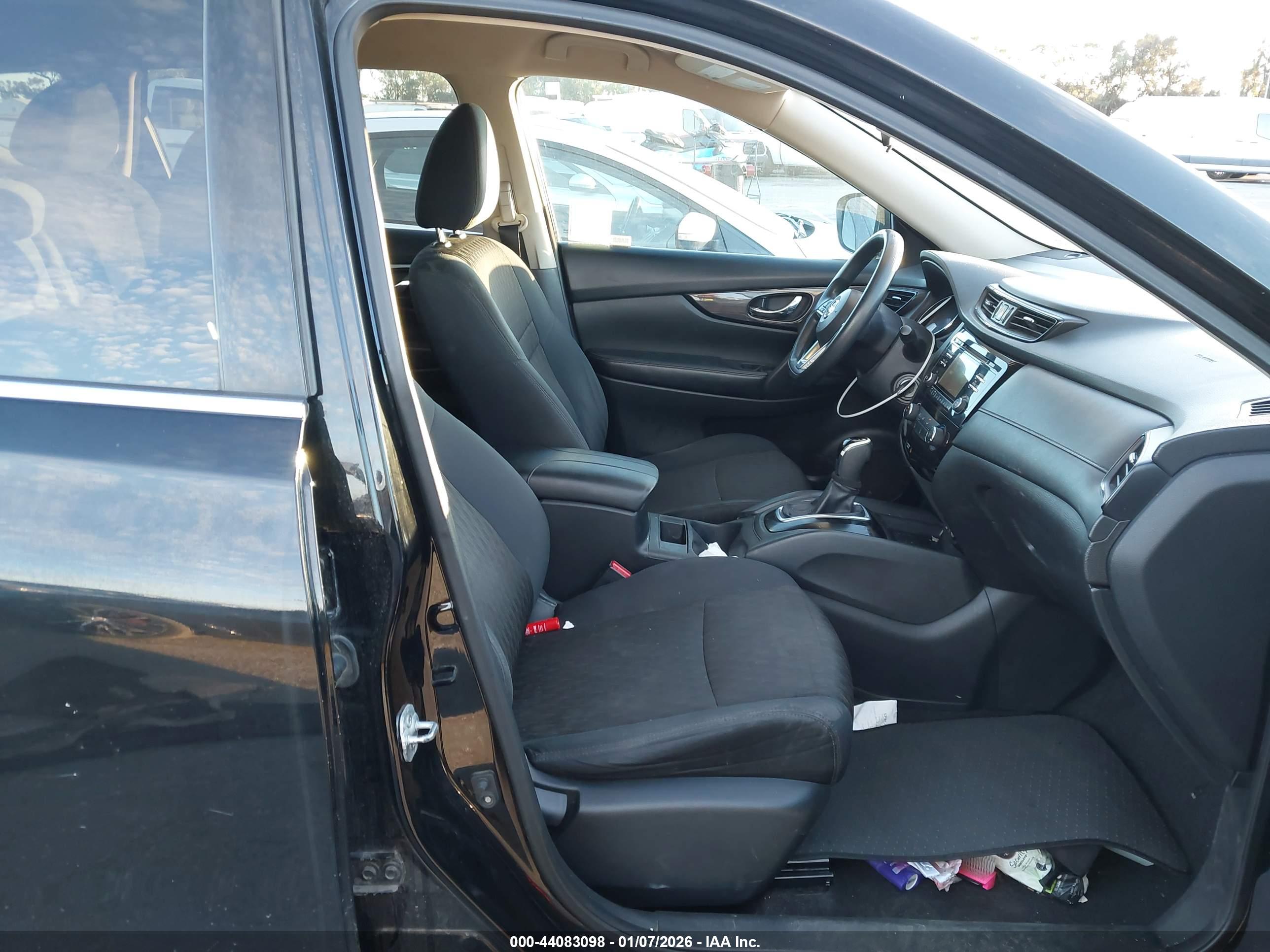 NISSAN ROGUE image 5