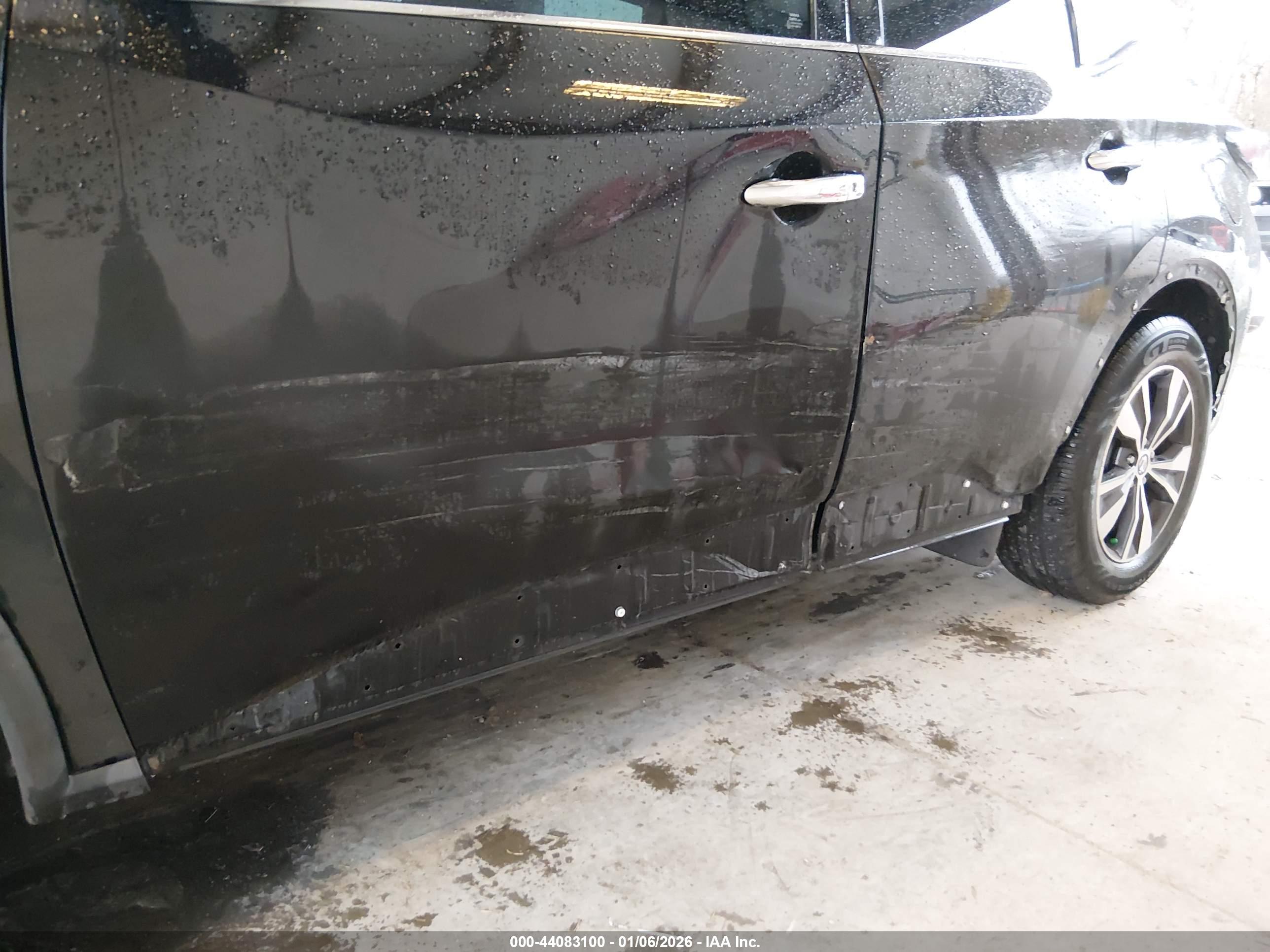 NISSAN MURANO image 6